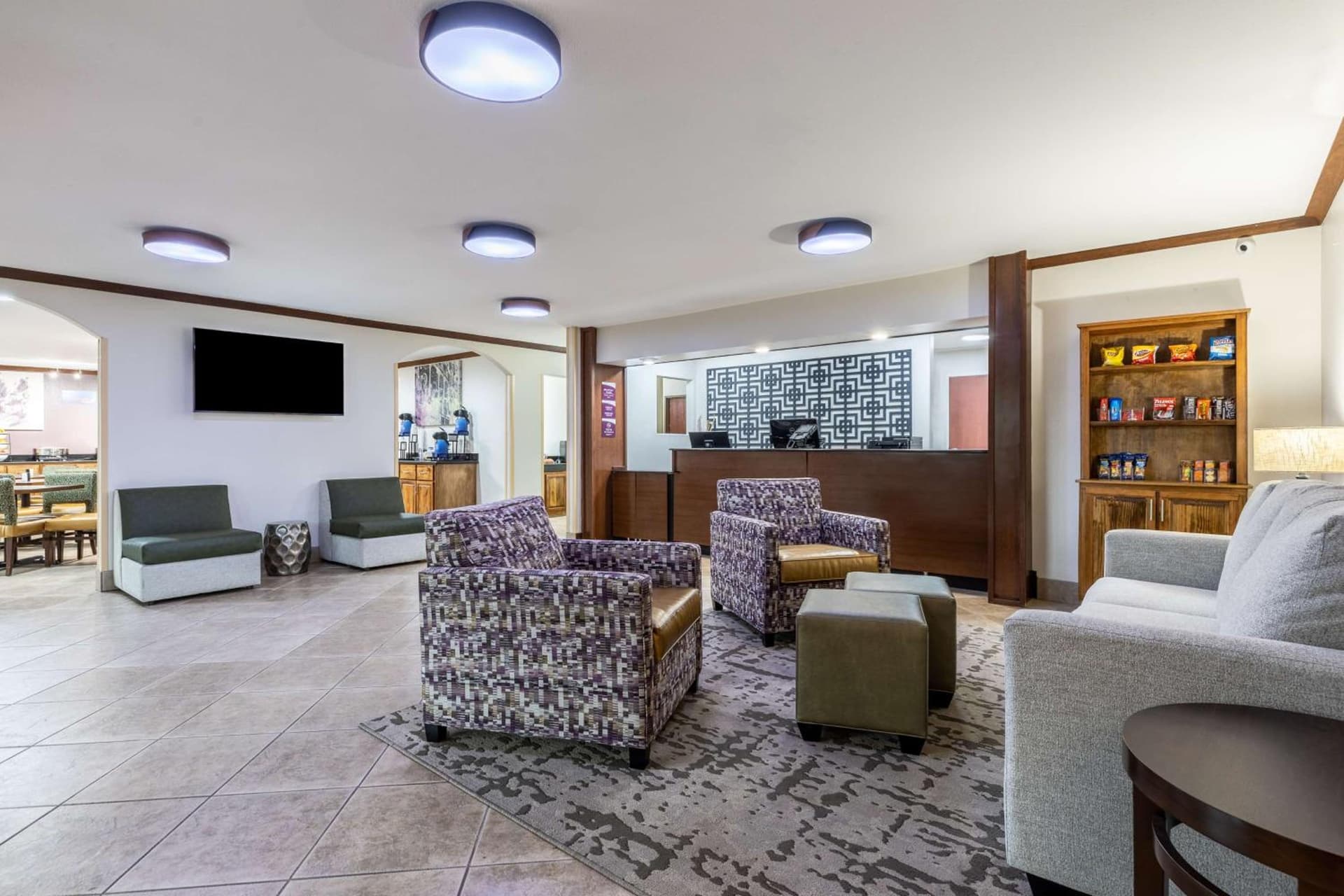 Best Western Morgan City Inn interior in Morgan City, LA — gallery photo 2