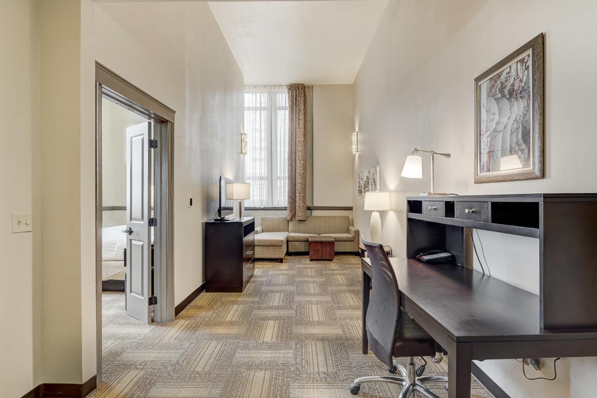 Staybridge Suites Baltimore - Inner Harbor by IHG gallery photo in Baltimore, MD — image 26