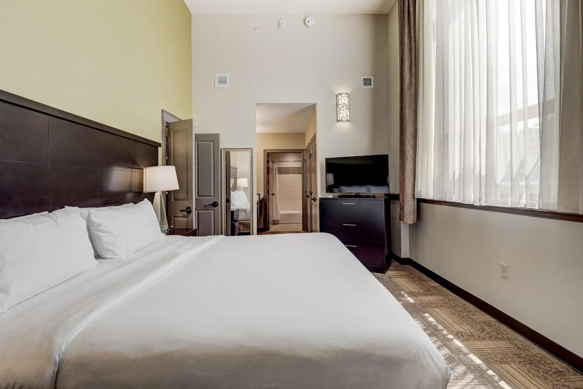 Staybridge Suites Baltimore - Inner Harbor by IHG gallery photo in Baltimore, MD — image 50