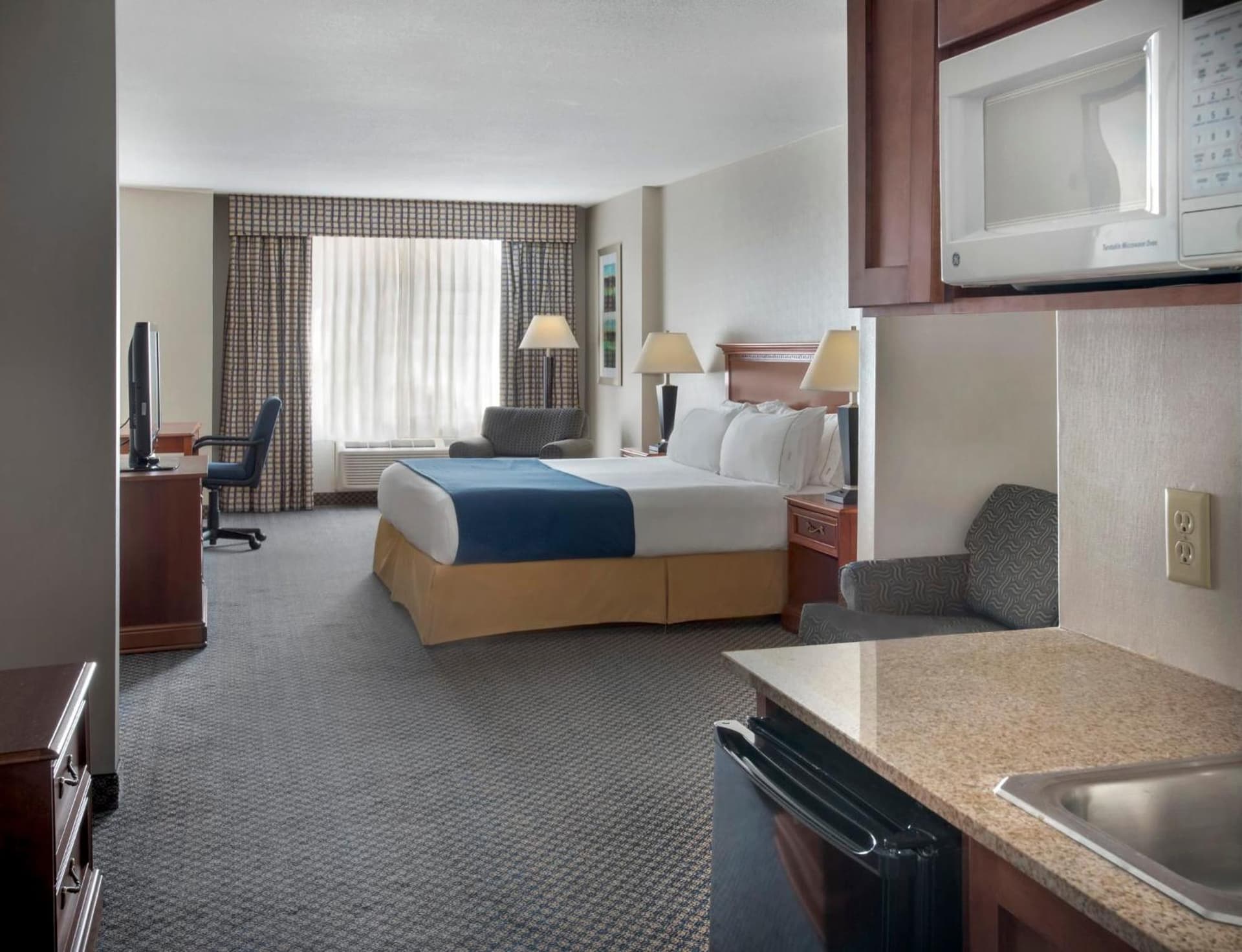 Holiday Inn Express & Suites East Greenbush Albany-Skyline by IHG gallery photo in Rensselaer, NY — image 17