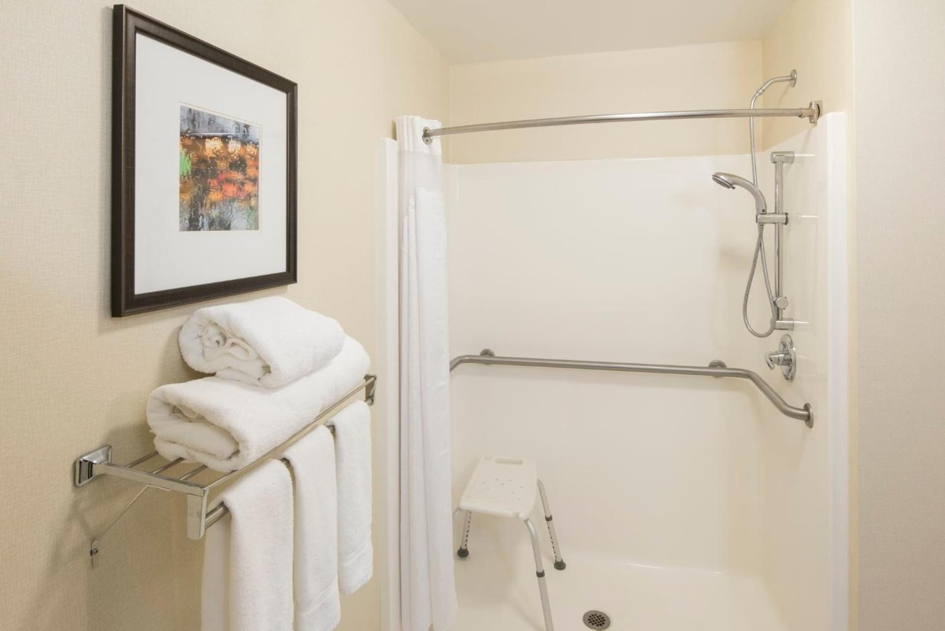 Holiday Inn Express & Suites East Greenbush Albany-Skyline by IHG gallery photo in Rensselaer, NY — image 33