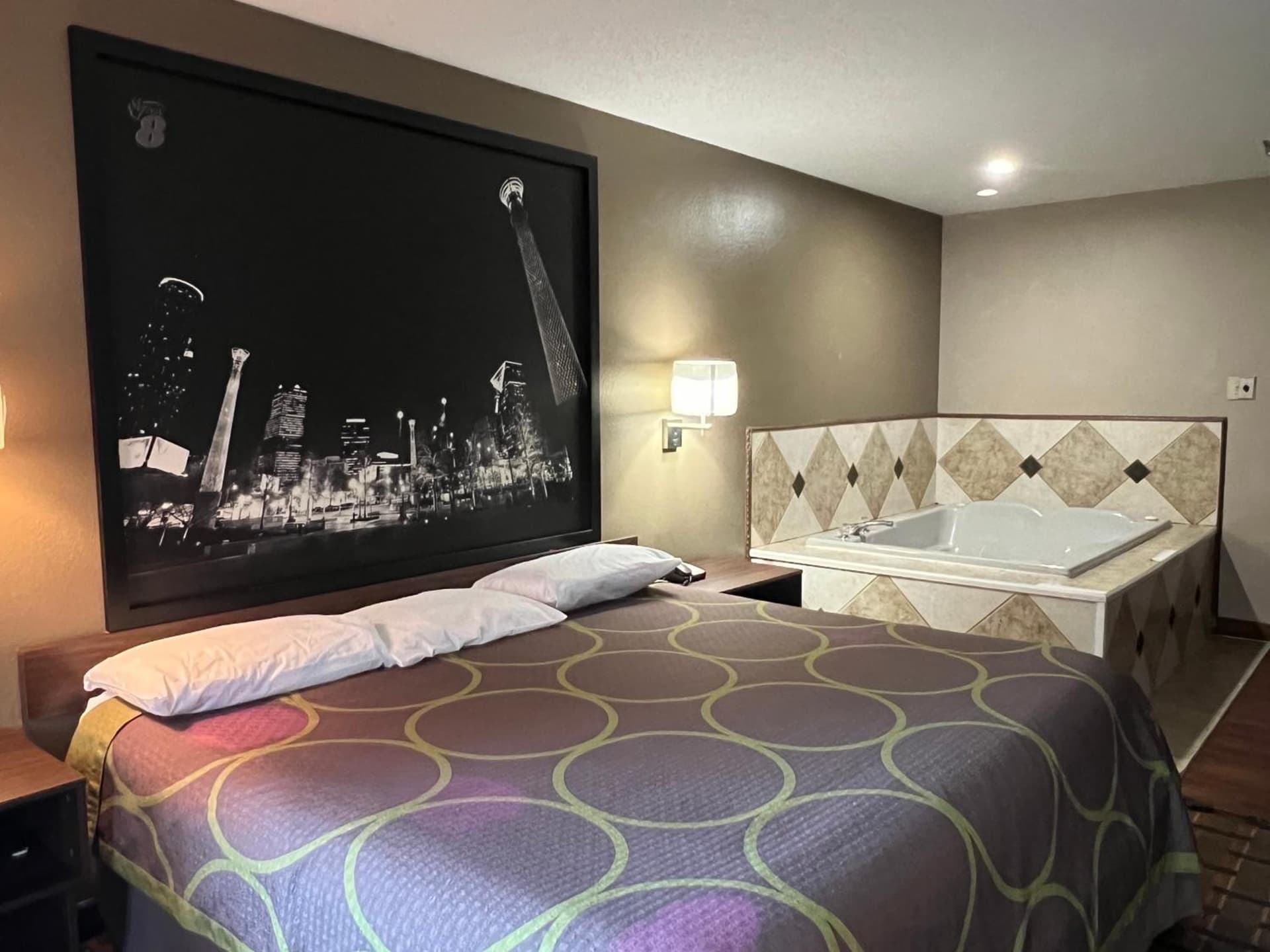 Super 8 by Wyndham Norcross/I-85 Atlanta property views in Norcross, GA — gallery photo 3