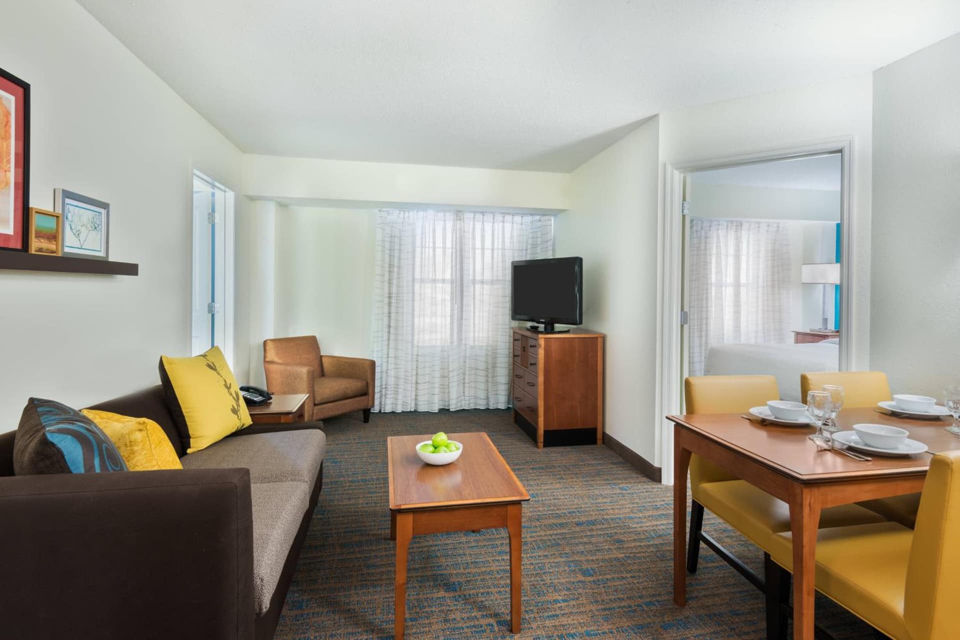 Residence Inn by Marriott St. Louis Downtown property views in Saint Louis, MO — gallery photo 3