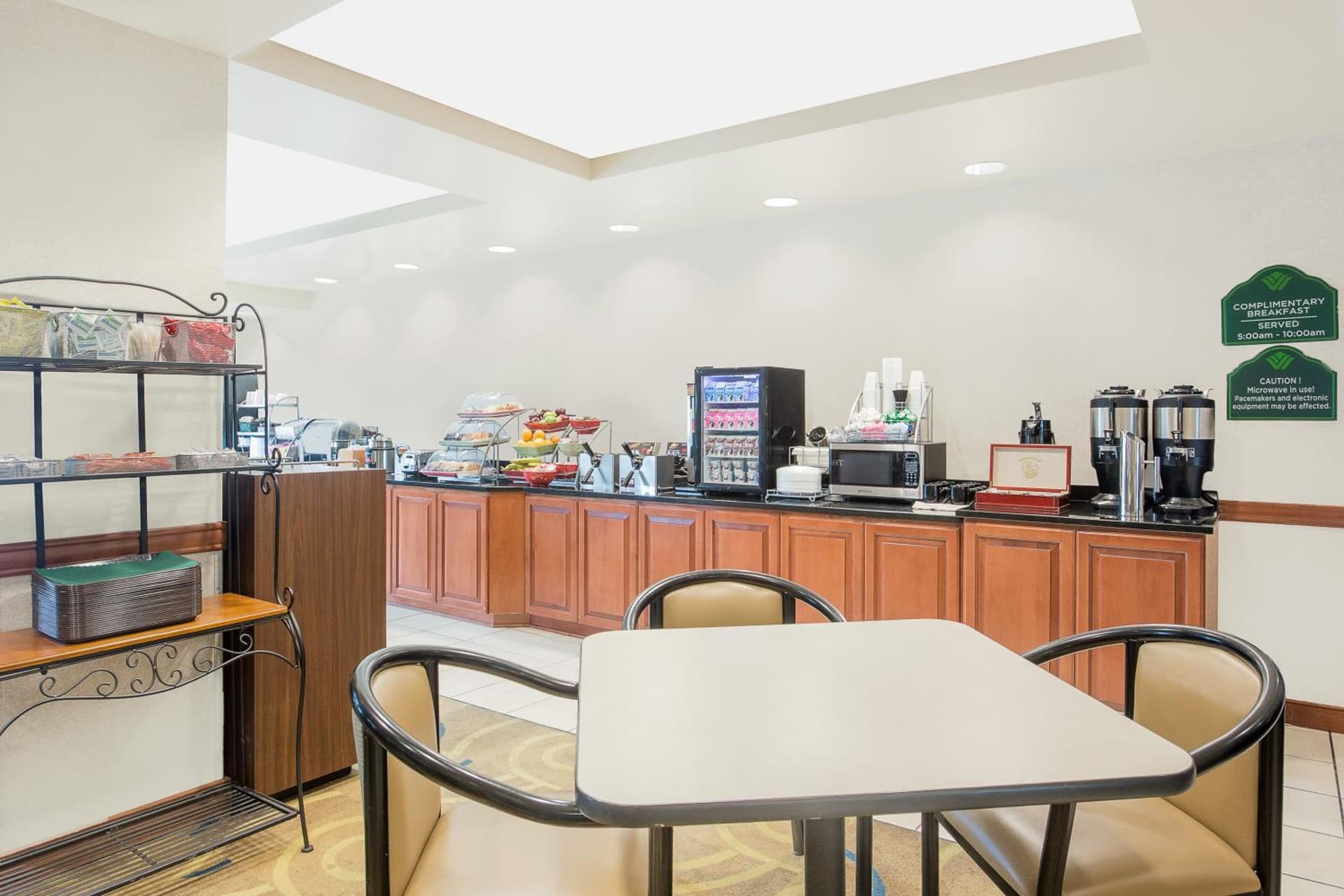 Wingate by Wyndham Green Bay gallery photo in Green Bay, WI — image 16