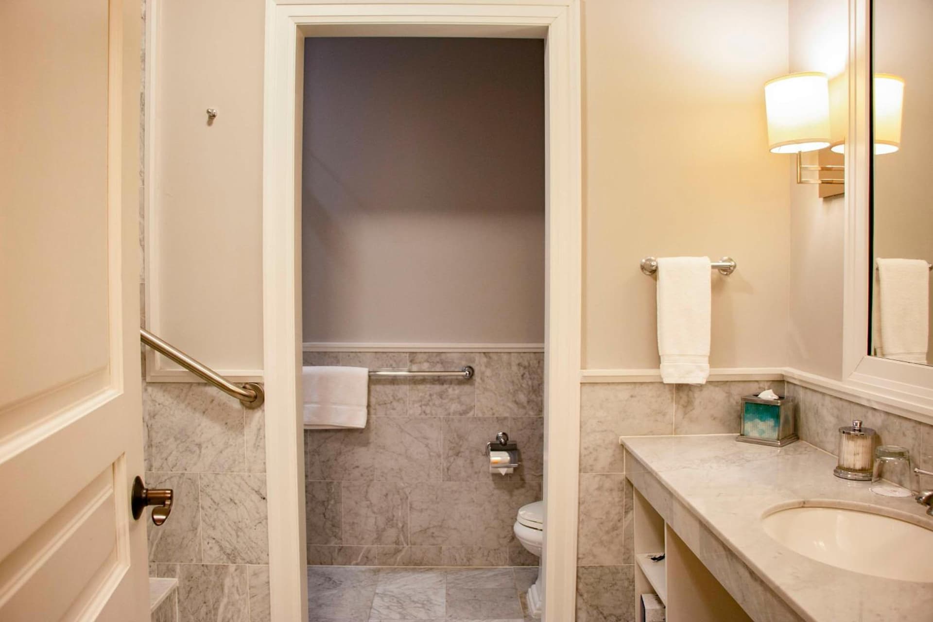 Royal Park Hotel gallery photo in Rochester, MI — image 65