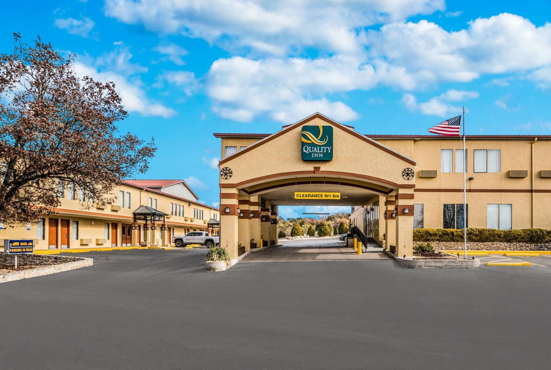 MainStay Suites Ozona I-10 featured exterior or lobby in Ozona, TX — similar hotel