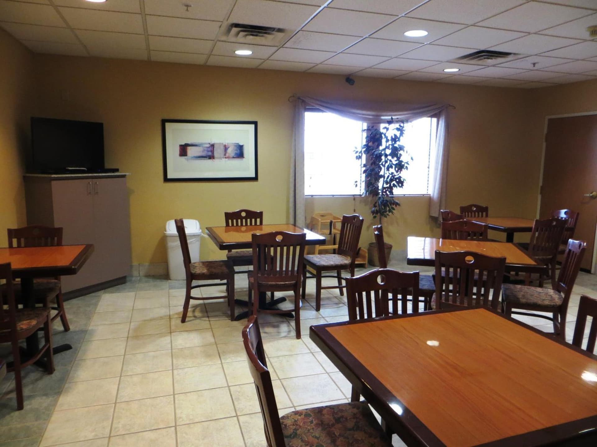 Baymont by Wyndham Fort Wayne gallery photo in Fort Wayne, IN — image 49