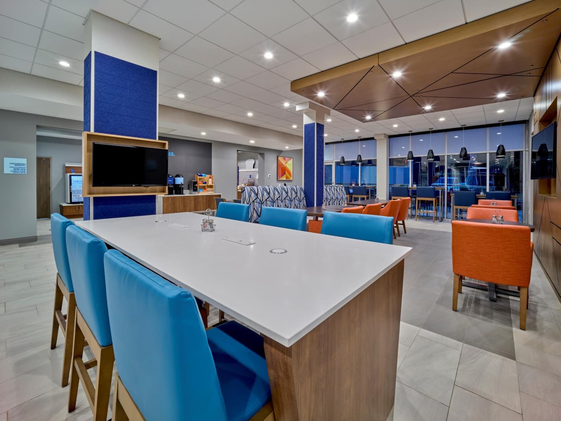 Holiday Inn Express - Huntsville Space Center by IHG gallery photo in Huntsville, AL — image 27
