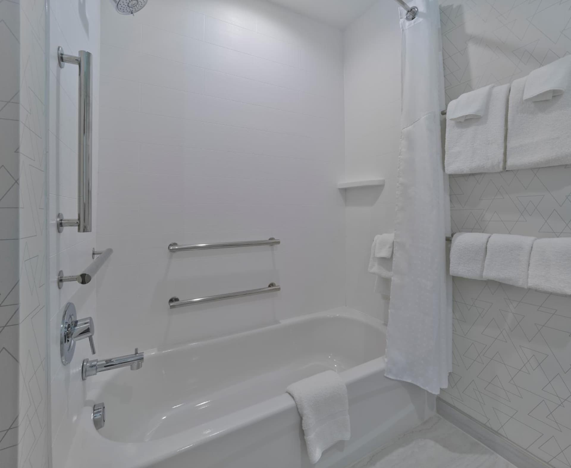 Holiday Inn Express - Huntsville Space Center by IHG gallery photo in Huntsville, AL — image 26