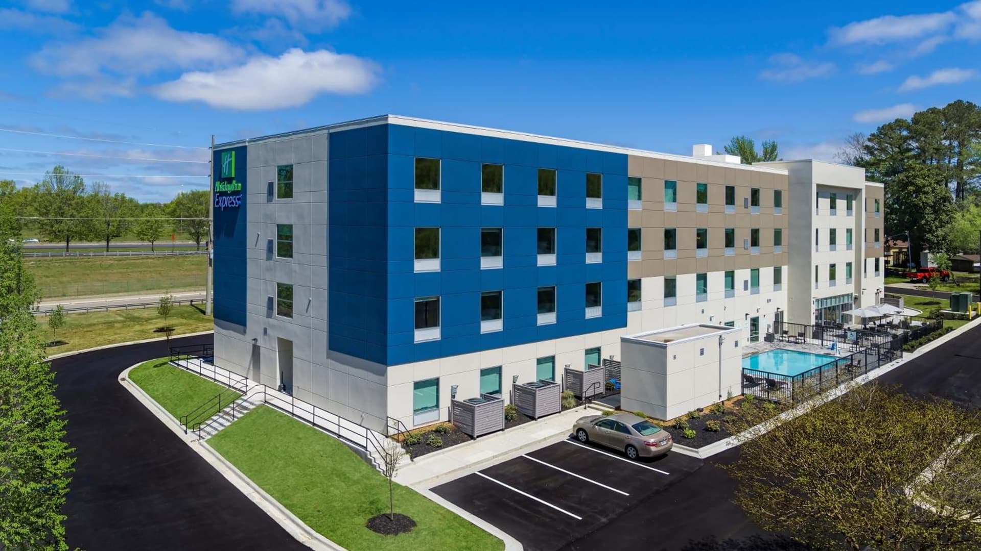 Holiday Inn Express - Huntsville Space Center by IHG gallery photo in Huntsville, AL — image 28