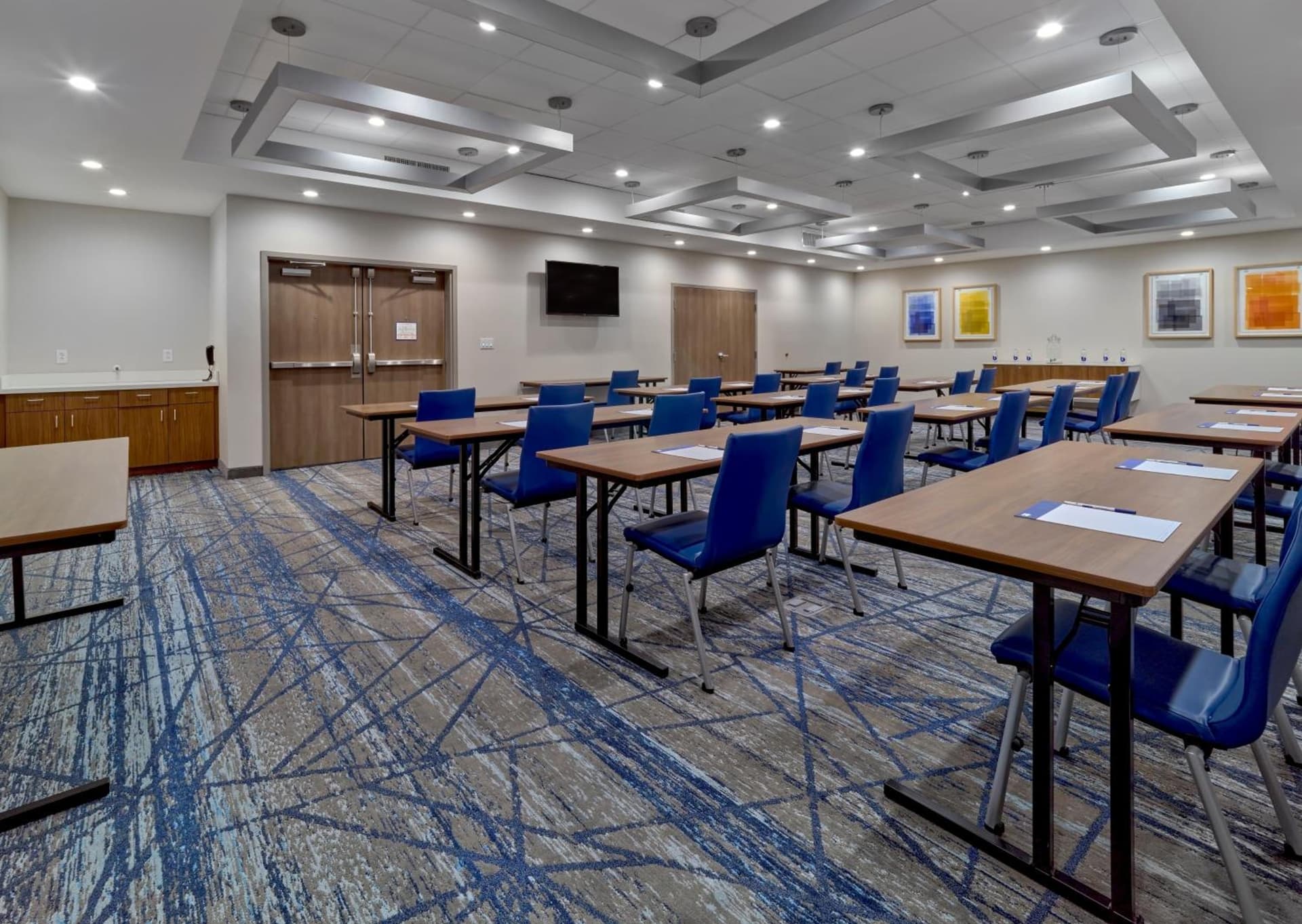 Holiday Inn Express - Huntsville Space Center by IHG gallery photo in Huntsville, AL — image 10