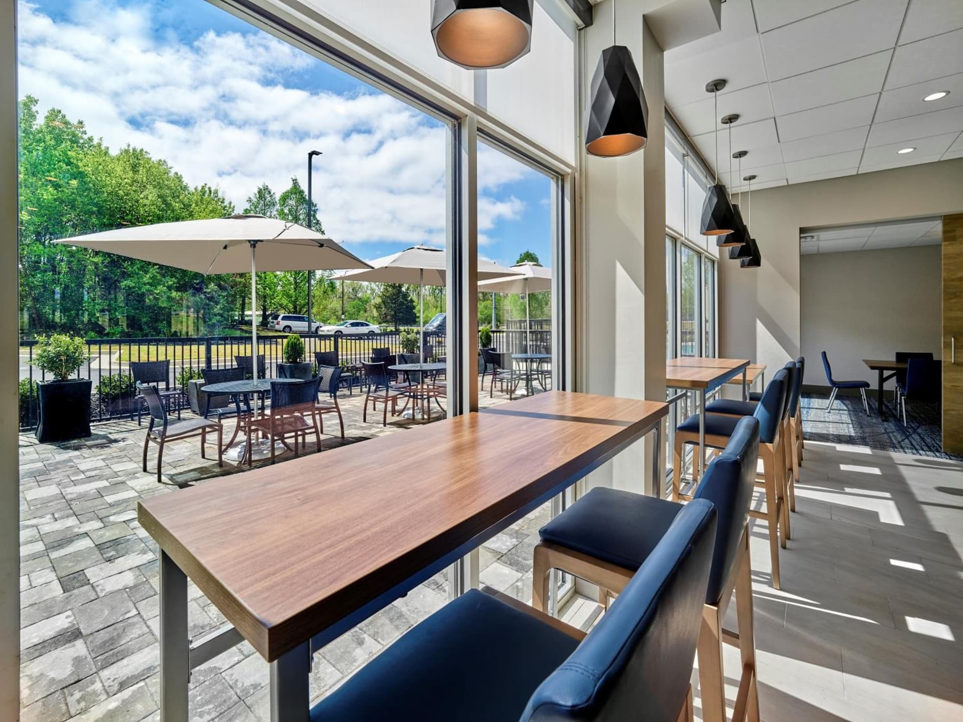 Holiday Inn Express - Huntsville Space Center by IHG gallery photo in Huntsville, AL — image 8
