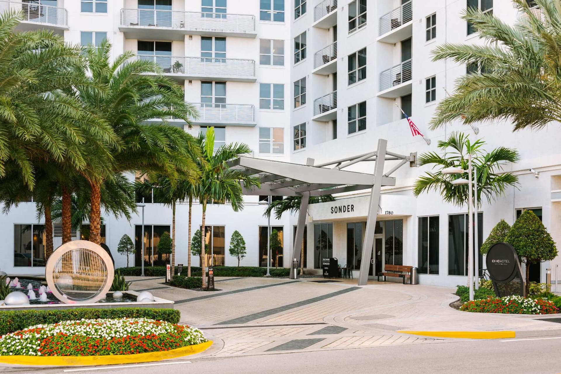 The Circ powered by Sonder featured exterior or lobby in Hollywood, FL — similar hotel