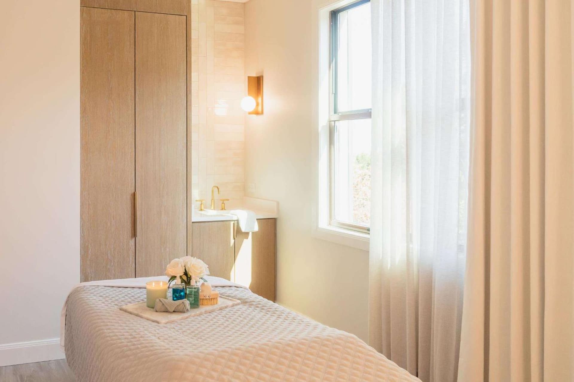 Hotel Viata gallery photo in Austin, TX — image 45