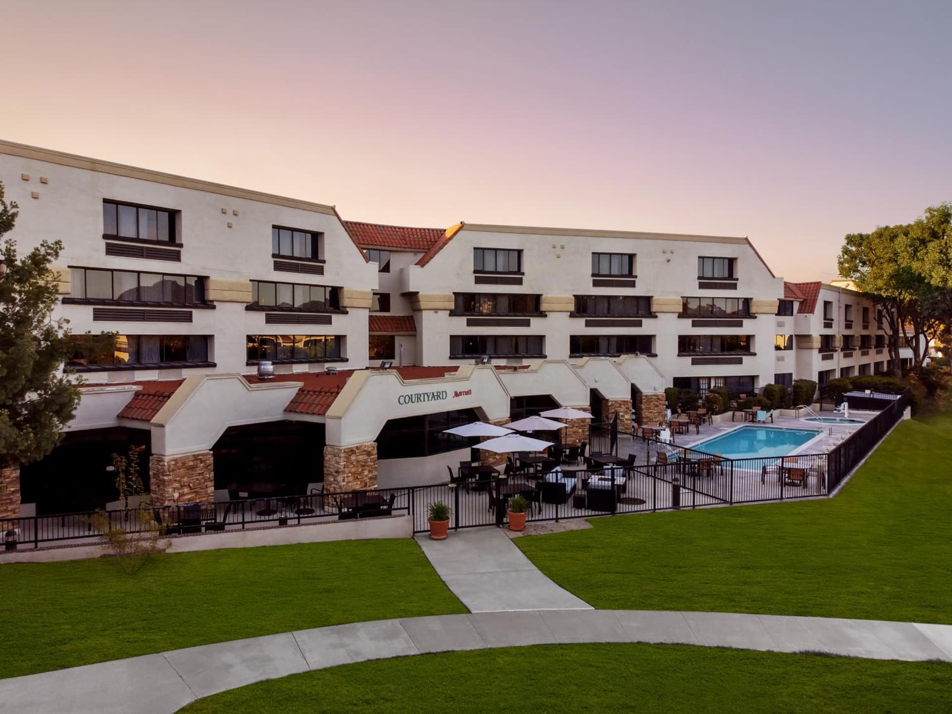 Courtyard by Marriott San Diego Rancho Bernardo property views in Rancho Bernardo, CA — gallery photo 3