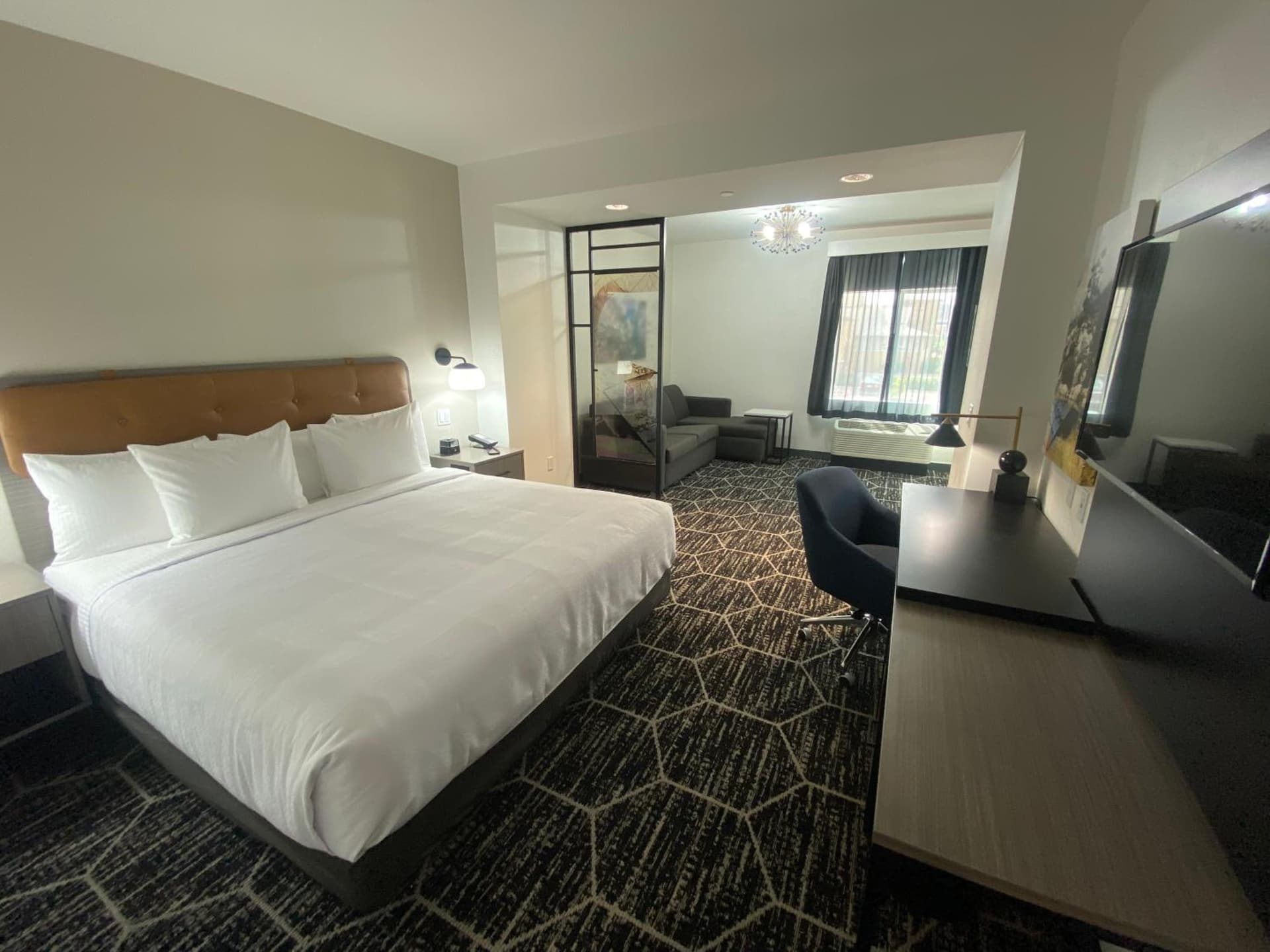 La Quinta Inn & Suites by Wyndham Yucaipa gallery photo in Yucaipa, CA — image 11