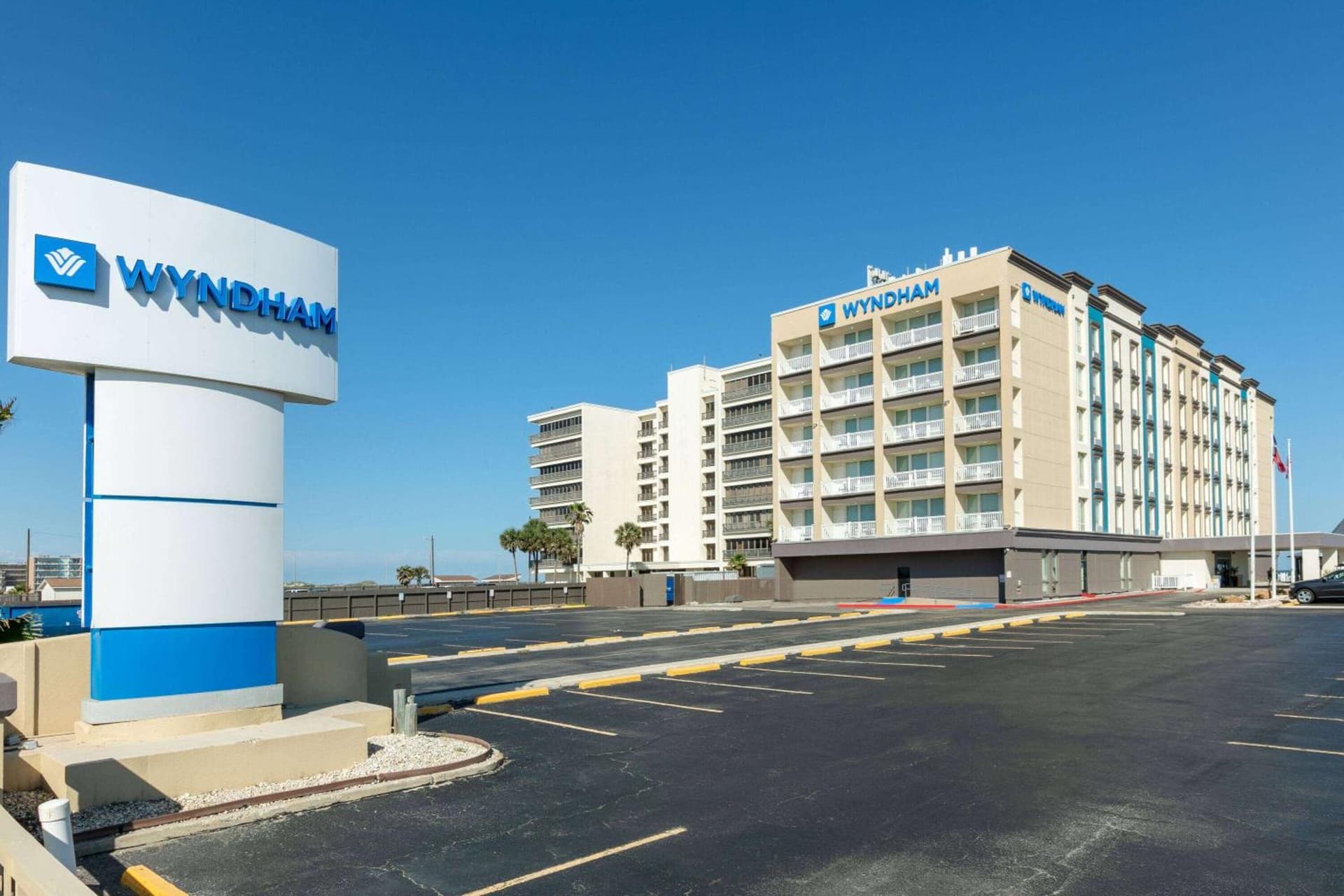 Wyndham Corpus Christi Resort North Padre Island gallery photo in Corpus Christi, TX — image 32