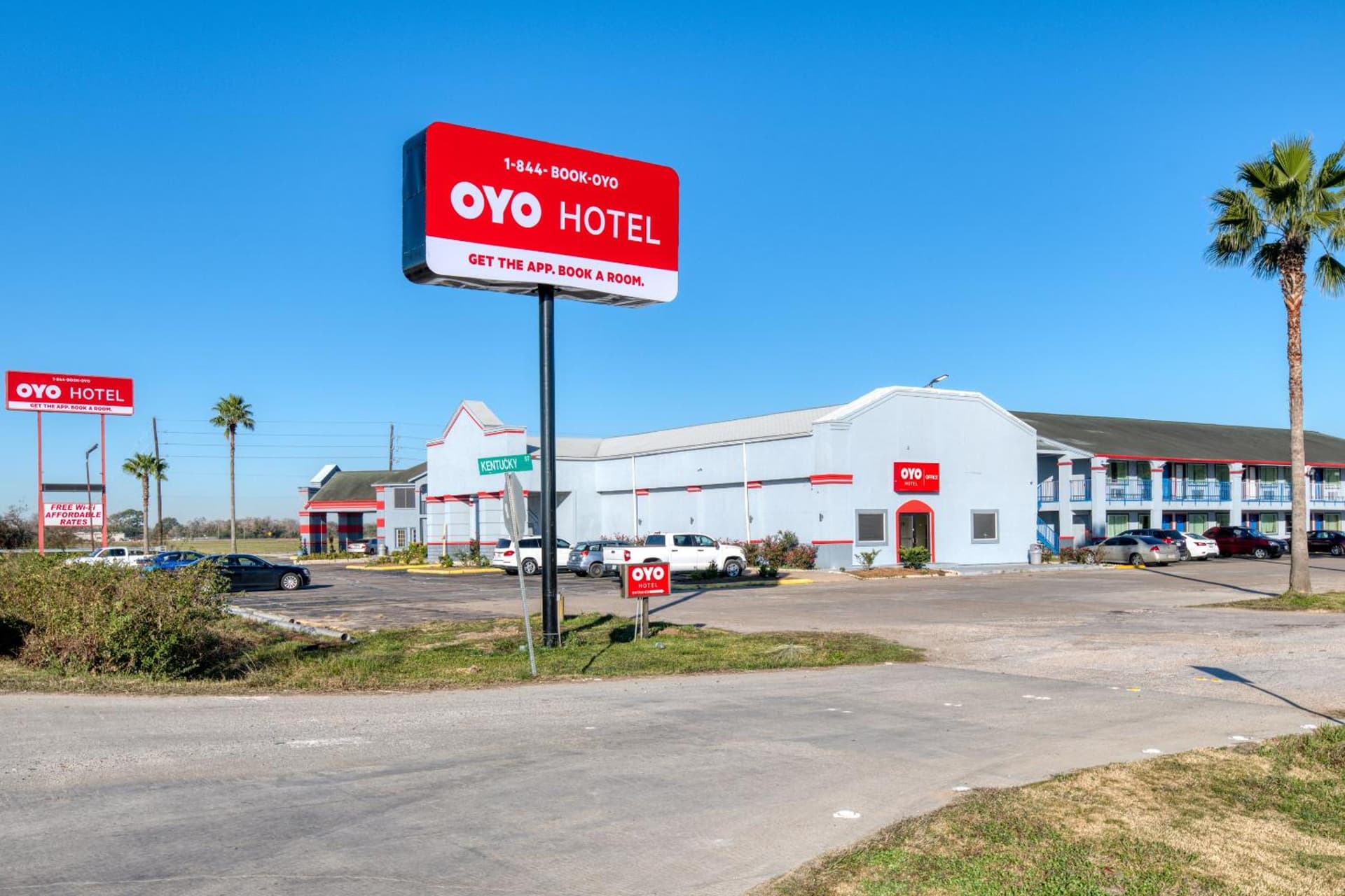 OYO Hotel Rosenberg TX I-69 featured exterior or lobby in Rosenberg, TX — similar hotel