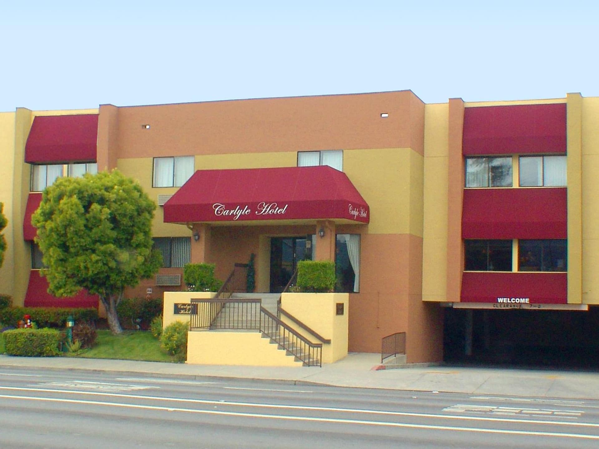 Carlyle Hotel interior in Campbell, CA — gallery photo 2