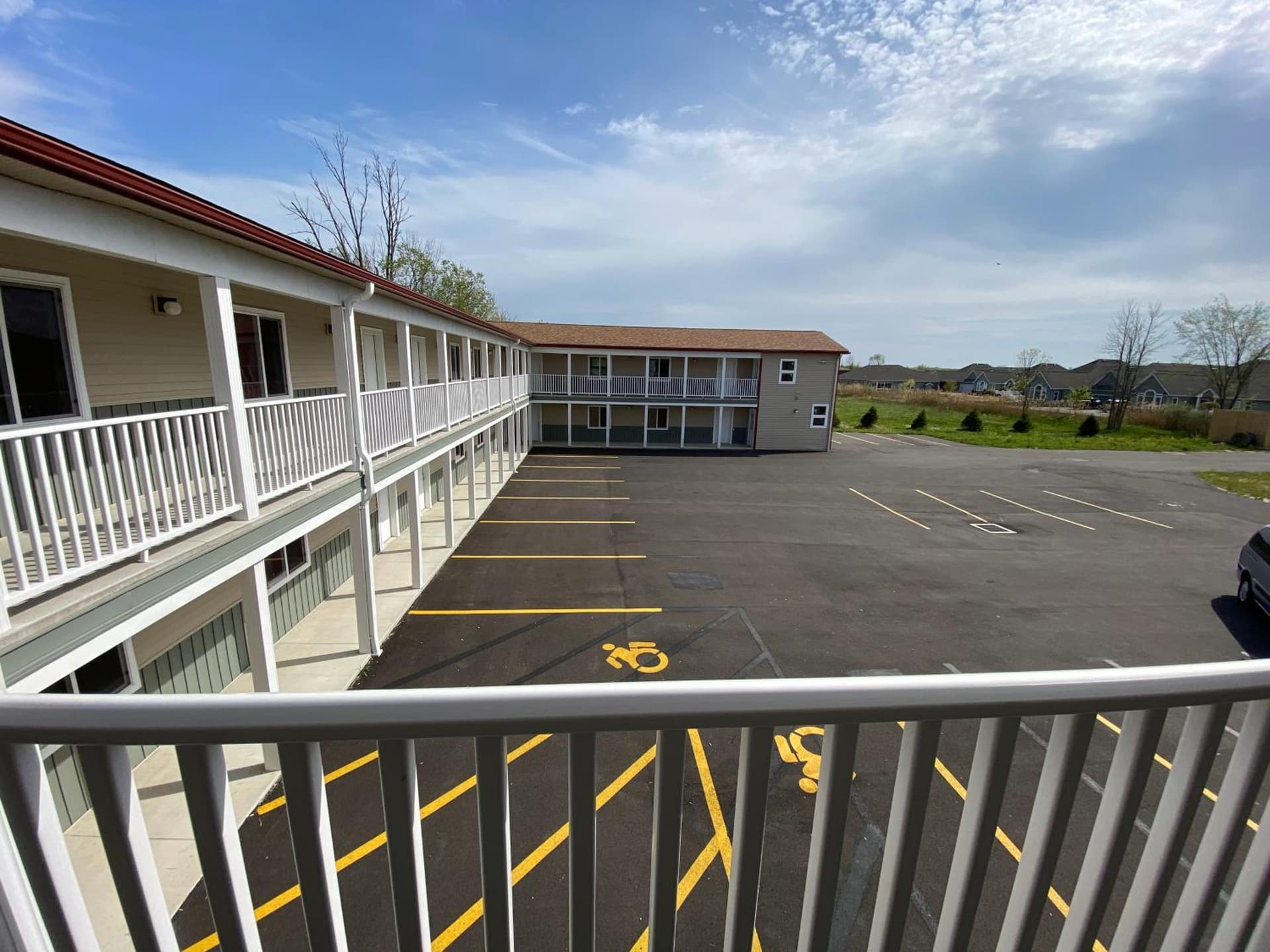 Stay Inn and Suites property views in Niagara Falls, NY — gallery photo 3