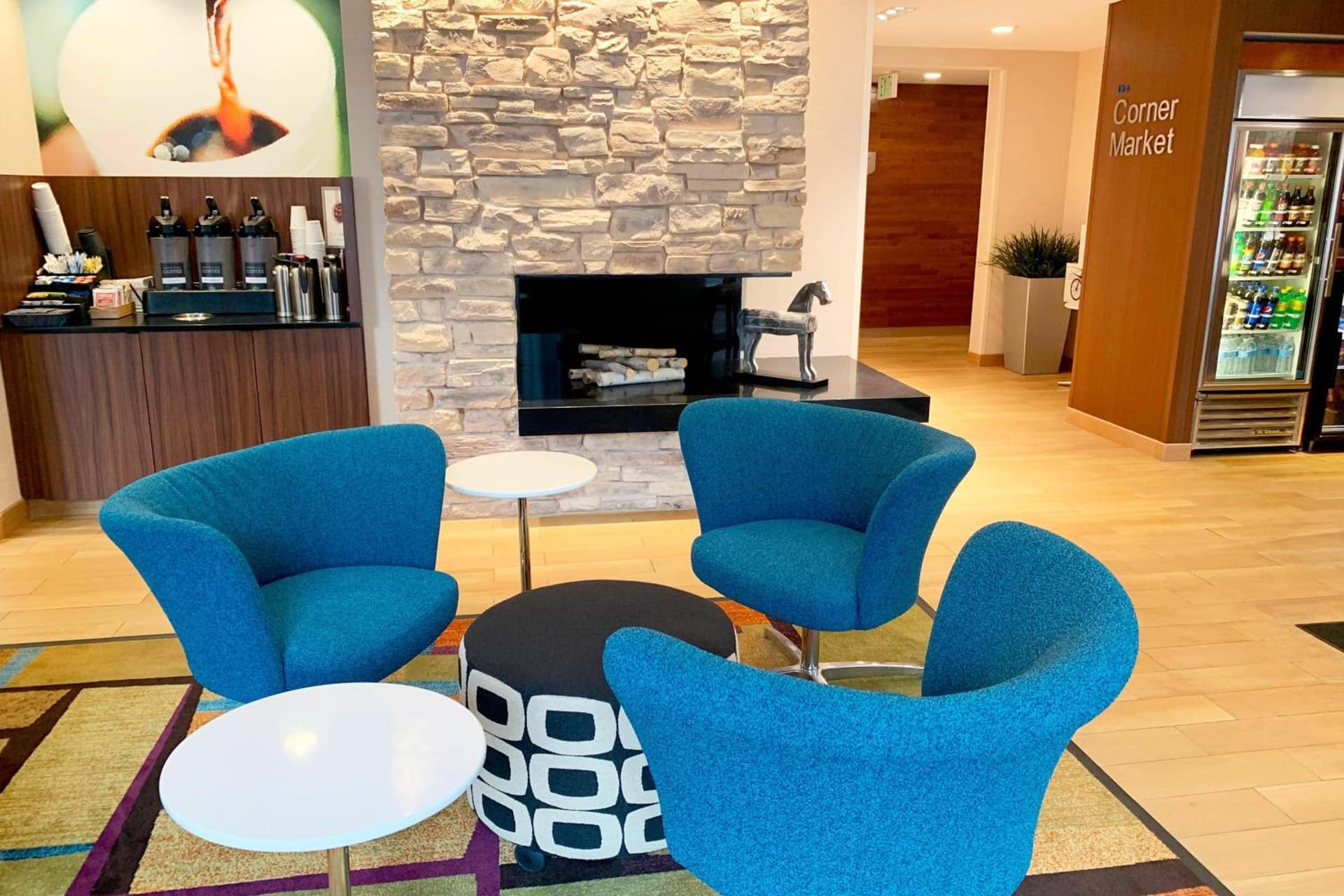 Fairfield Inn & Suites by Marriott Denver Tech Center/ South interior in Highlands Ranch, CO — gallery photo 2