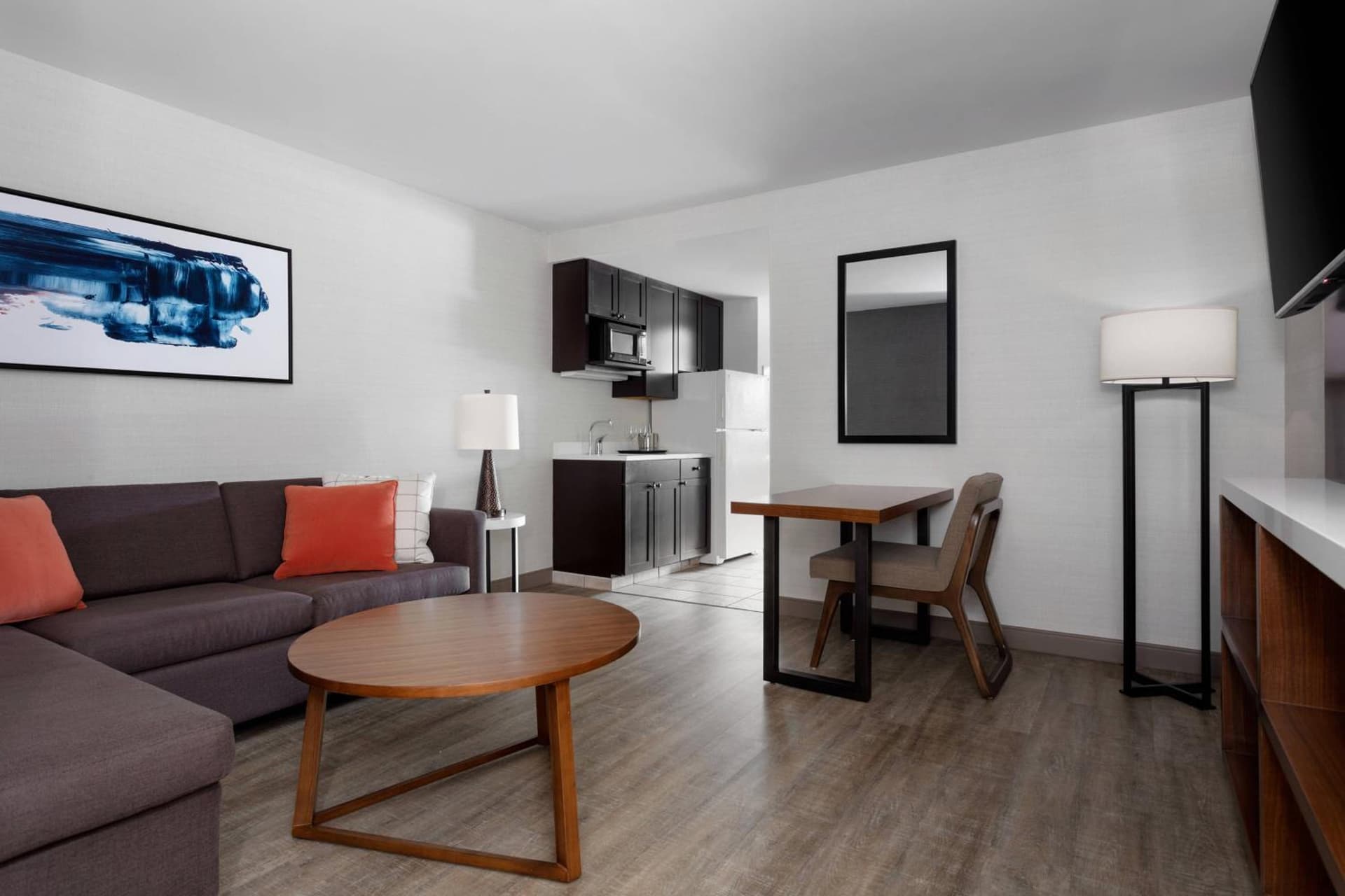Delta Hotels by Marriott Burlington gallery photo in Burlington, VT — image 13