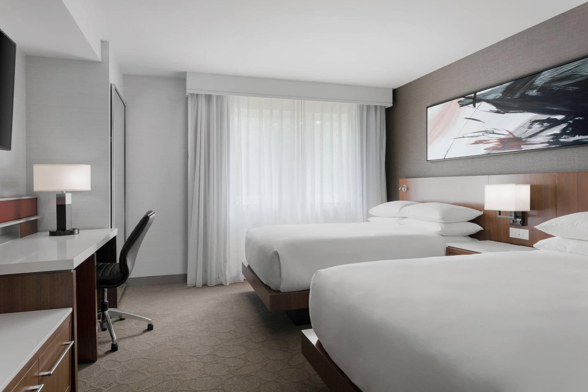 Delta Hotels by Marriott Burlington gallery photo in Burlington, VT — image 10