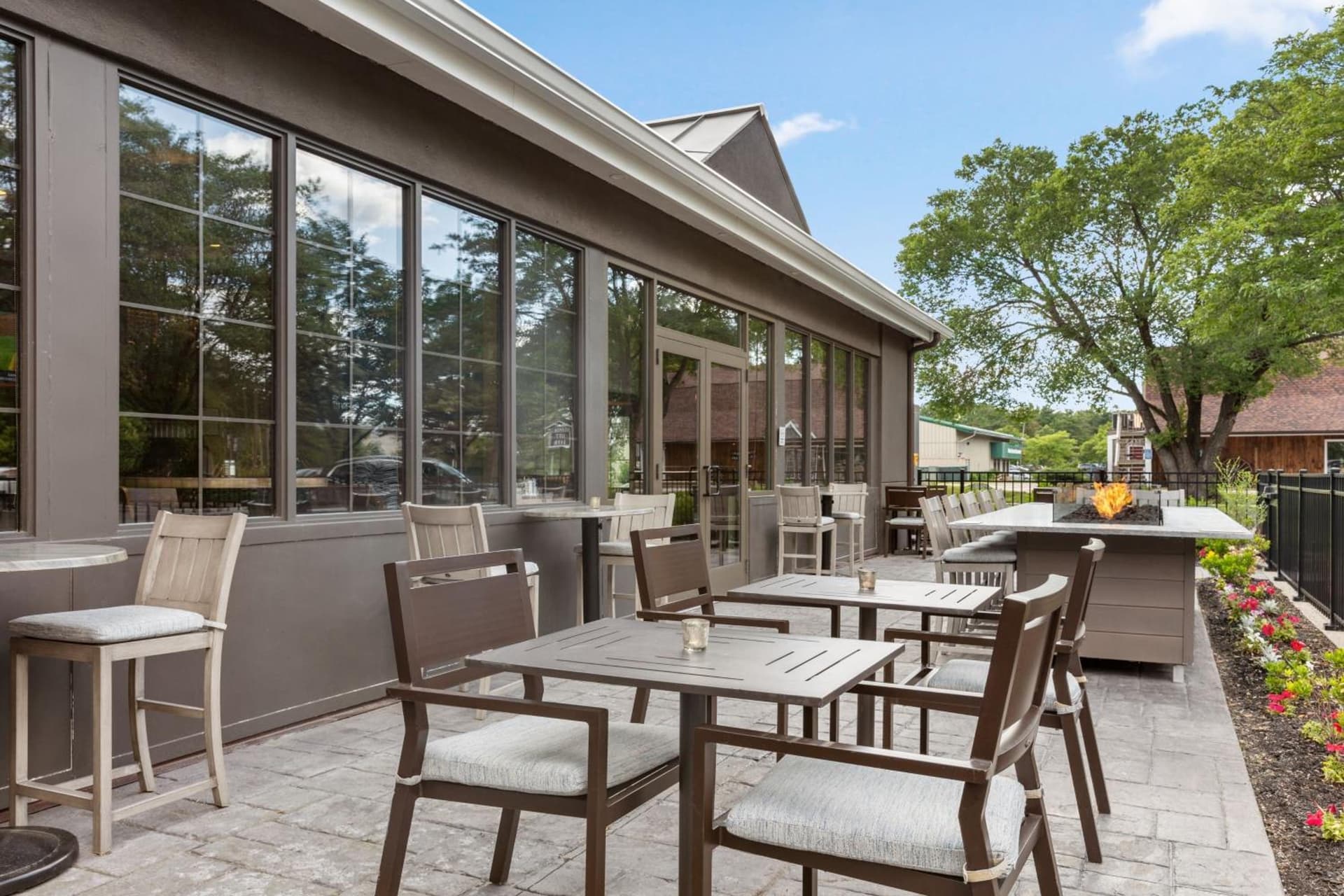 Delta Hotels by Marriott Burlington gallery photo in Burlington, VT — image 20