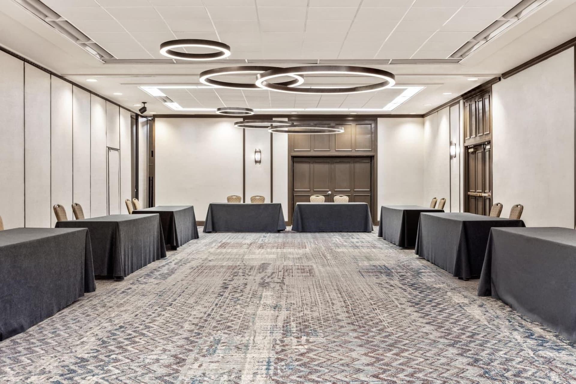 Delta Hotels by Marriott Burlington gallery photo in Burlington, VT — image 31