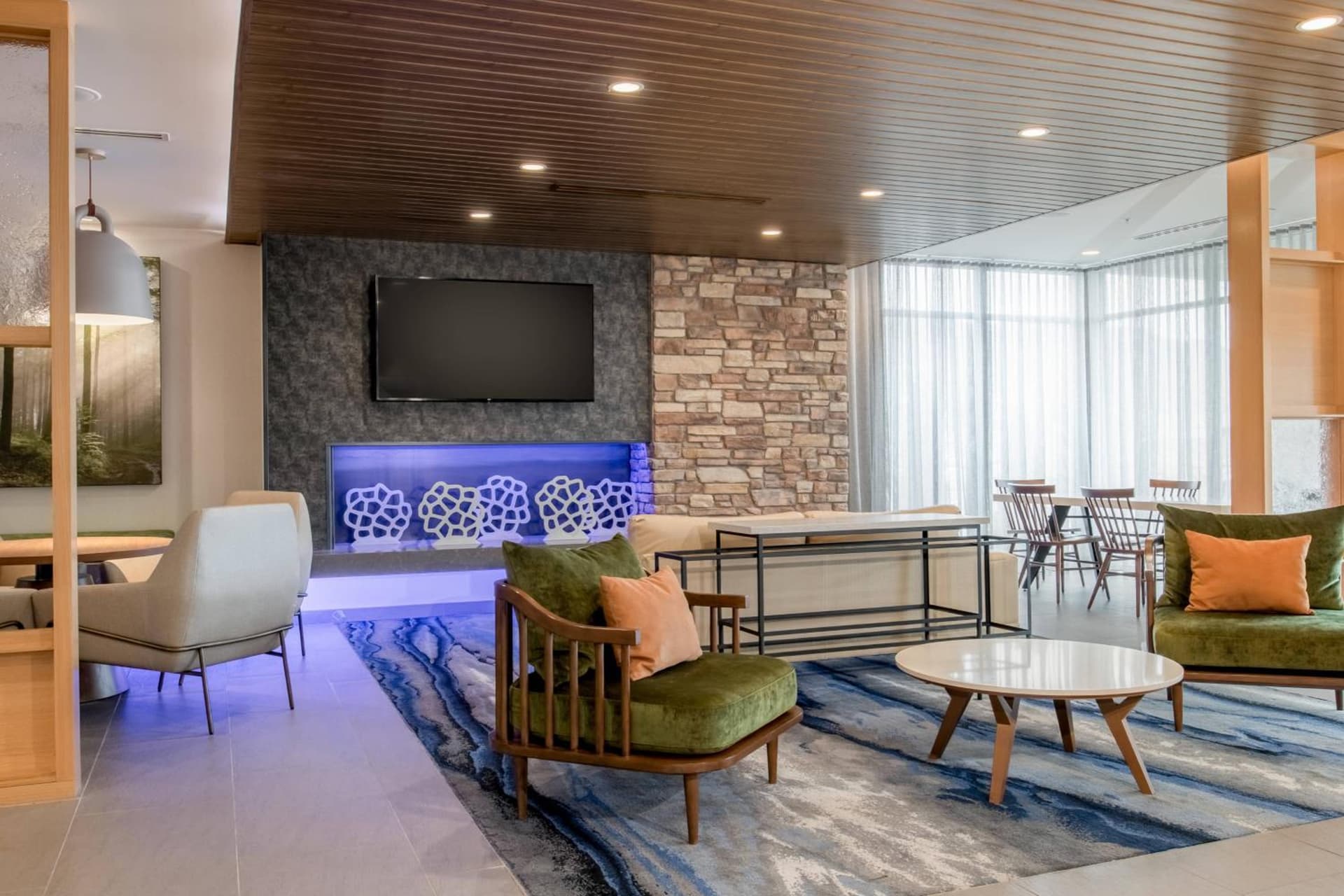 Fairfield Inn & Suites by Marriott Wenatchee property views in Wenatchee, WA — gallery photo 3