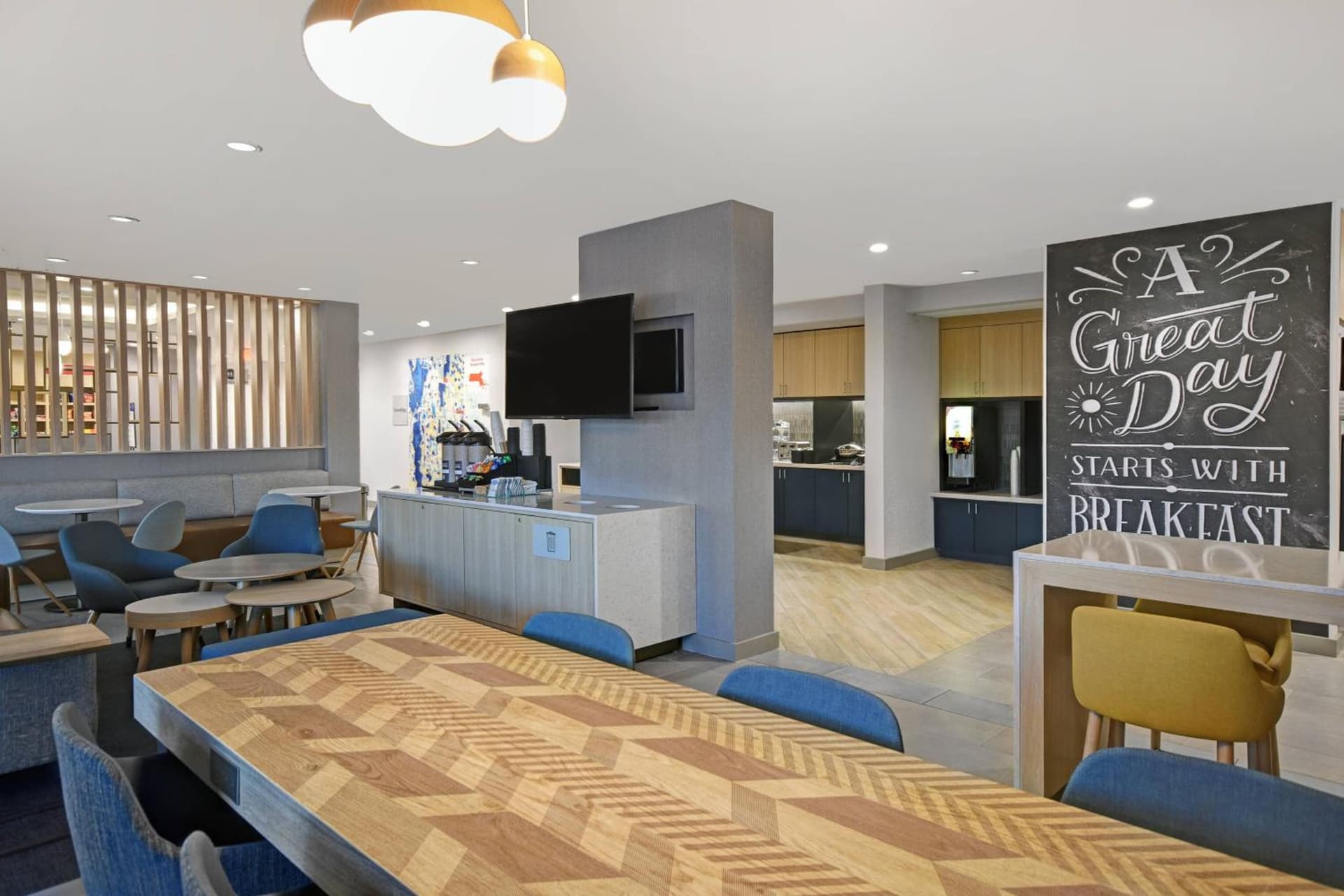 TownePlace Suites by Marriott Fall River Westport interior in Lakeside, MA — gallery photo 2