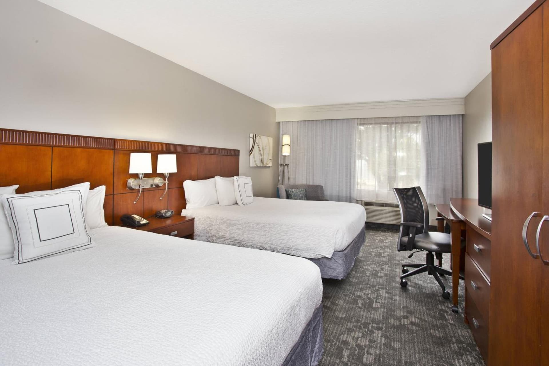 Courtyard by Marriott Gulfport Beachfront property views in Gulfport, MS — gallery photo 3