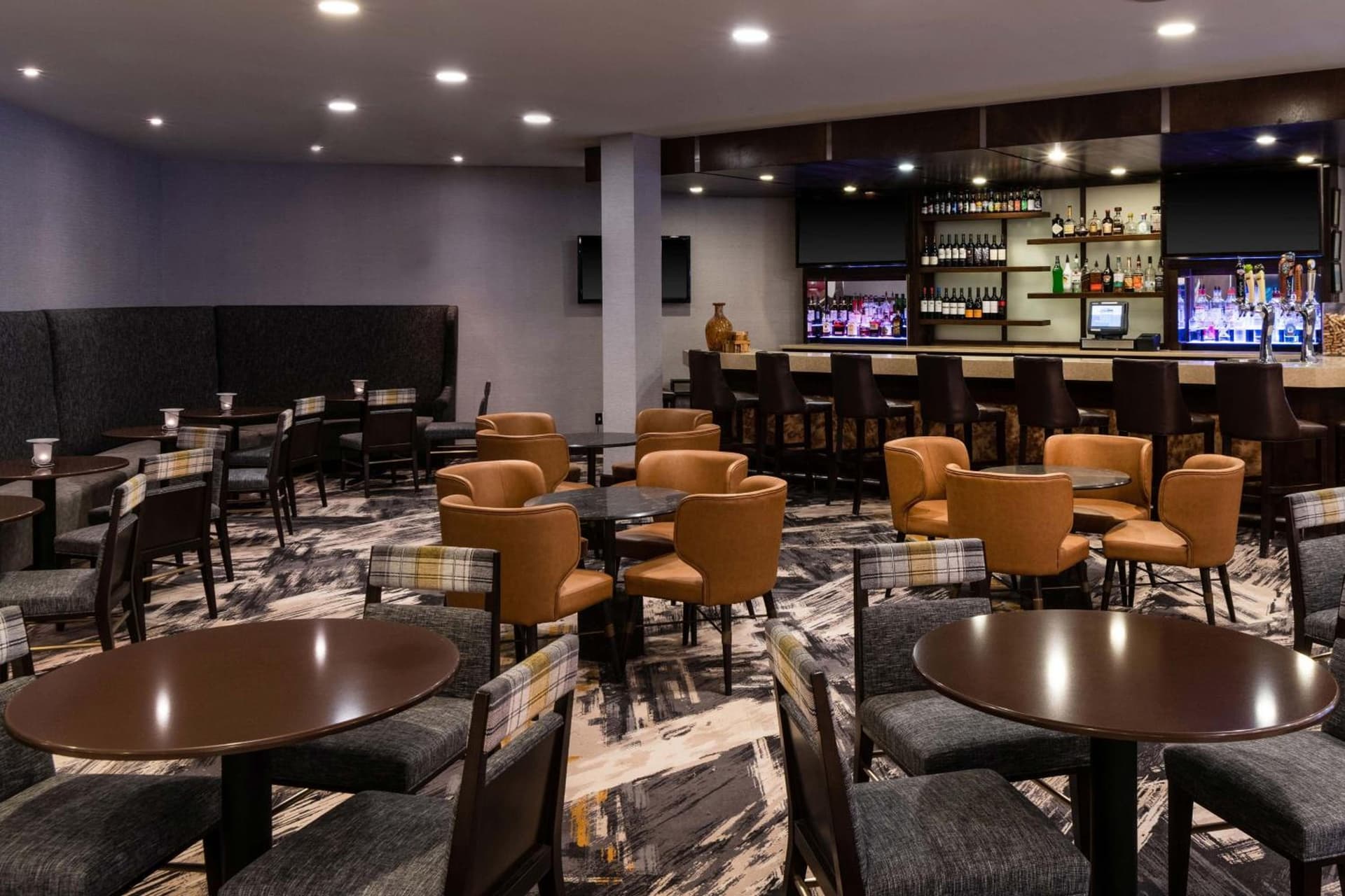Sheraton Ann Arbor Hotel gallery photo in Ann Arbor, MI — image 74