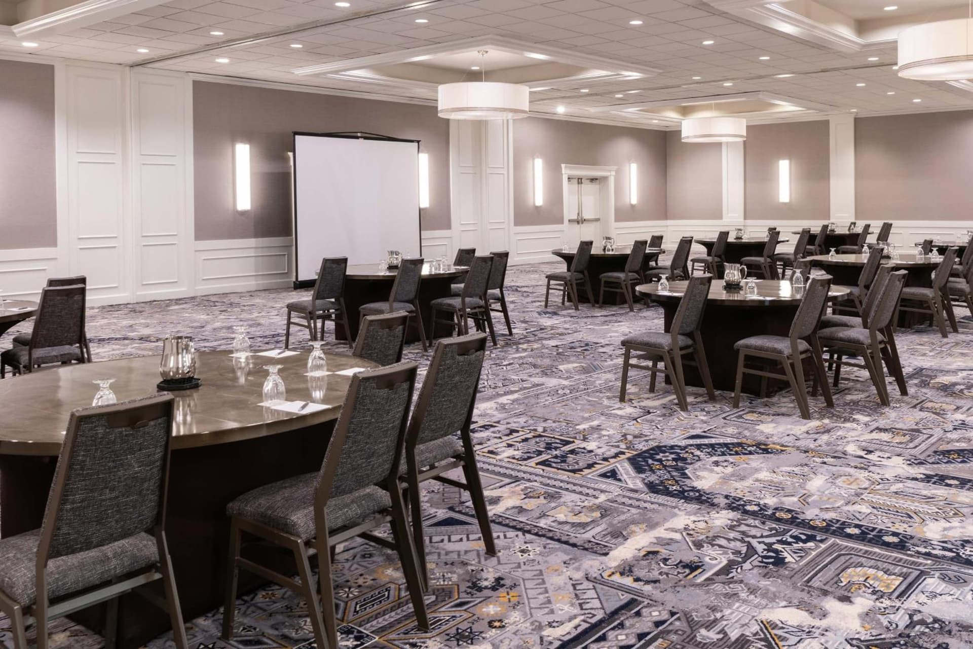 Sheraton Ann Arbor Hotel gallery photo in Ann Arbor, MI — image 63