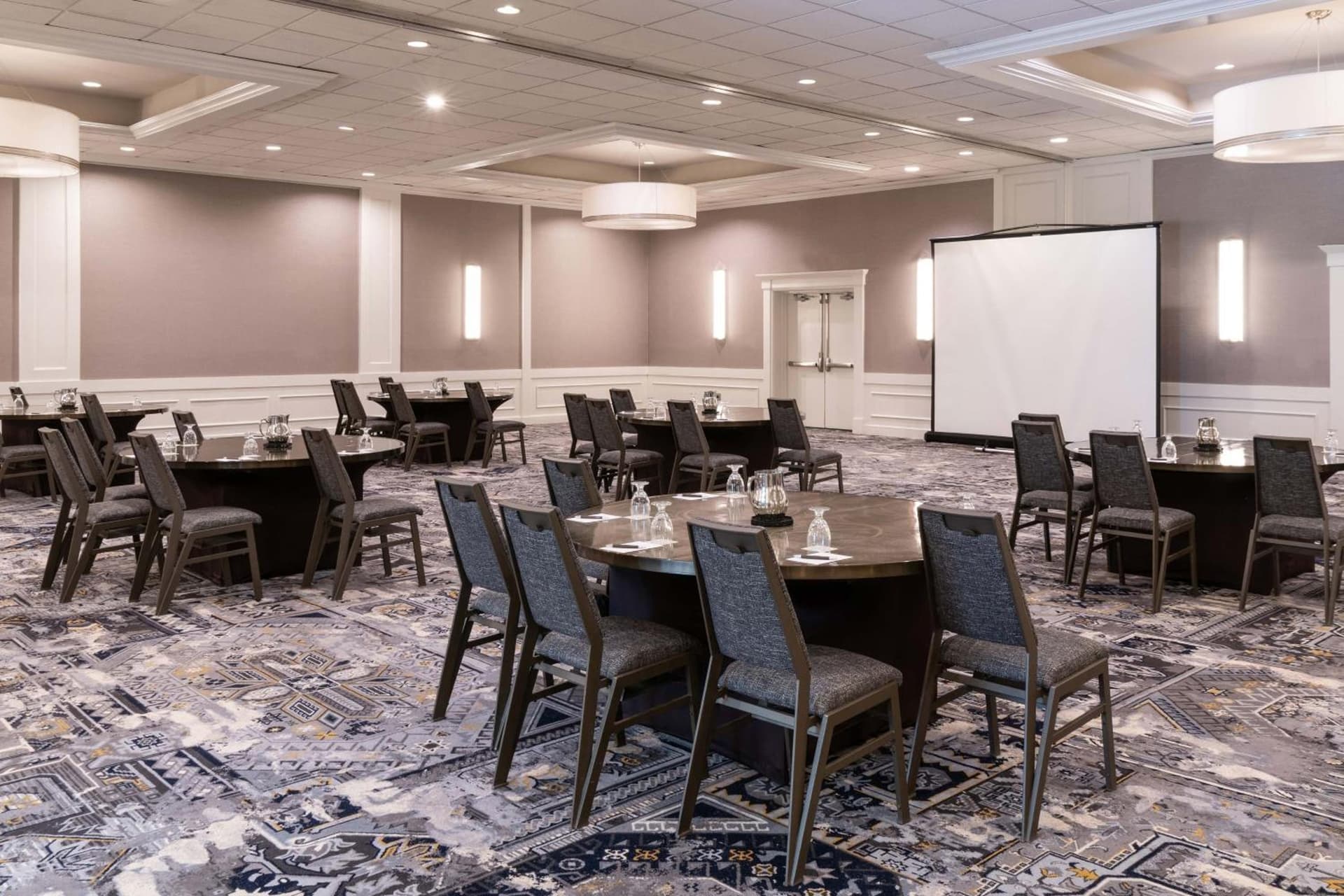Sheraton Ann Arbor Hotel gallery photo in Ann Arbor, MI — image 25