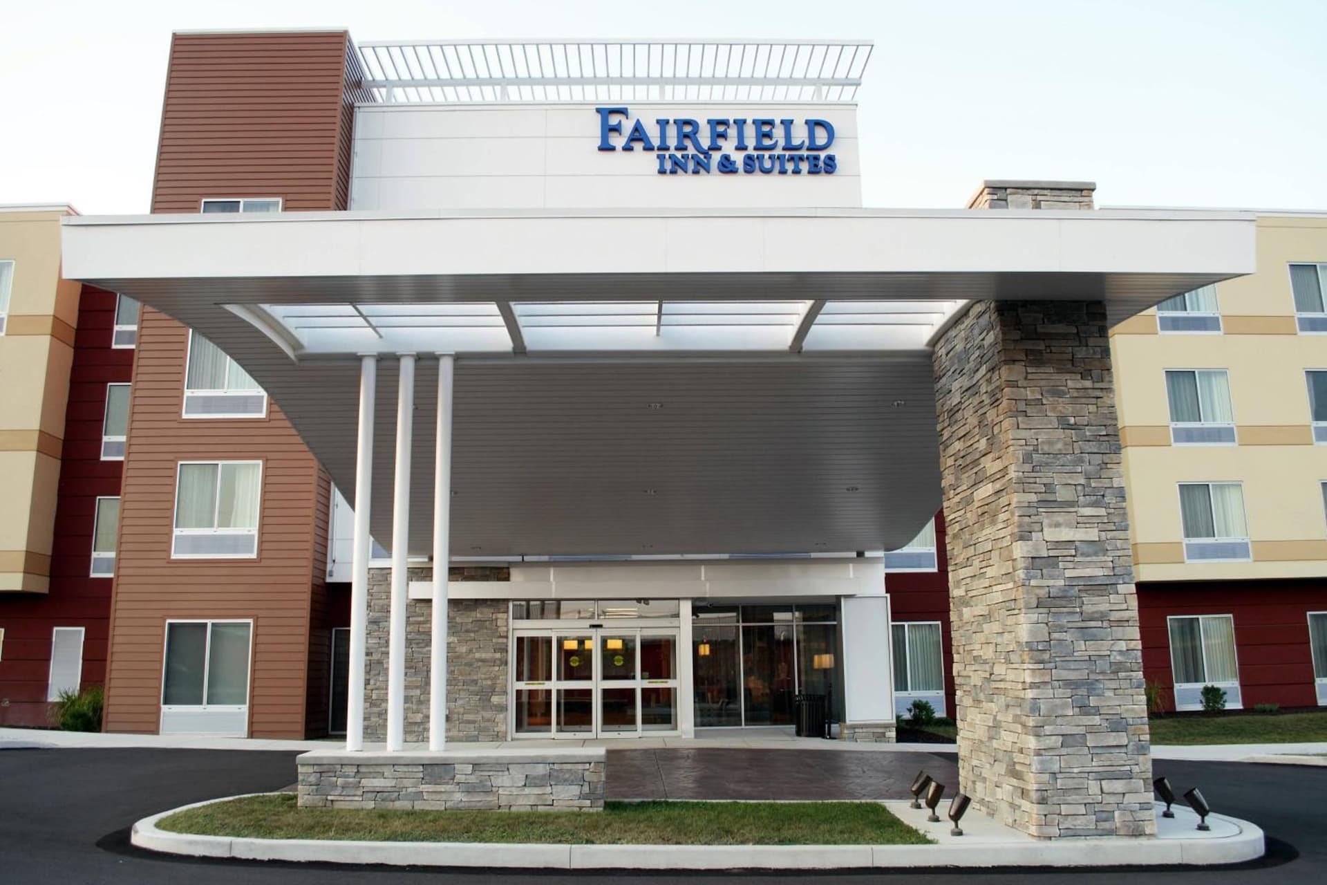 Fairfield Inn & Suites by Marriott Stroudsburg Bartonsville/Poconos property views in Stroudsburg, PA — gallery photo 3