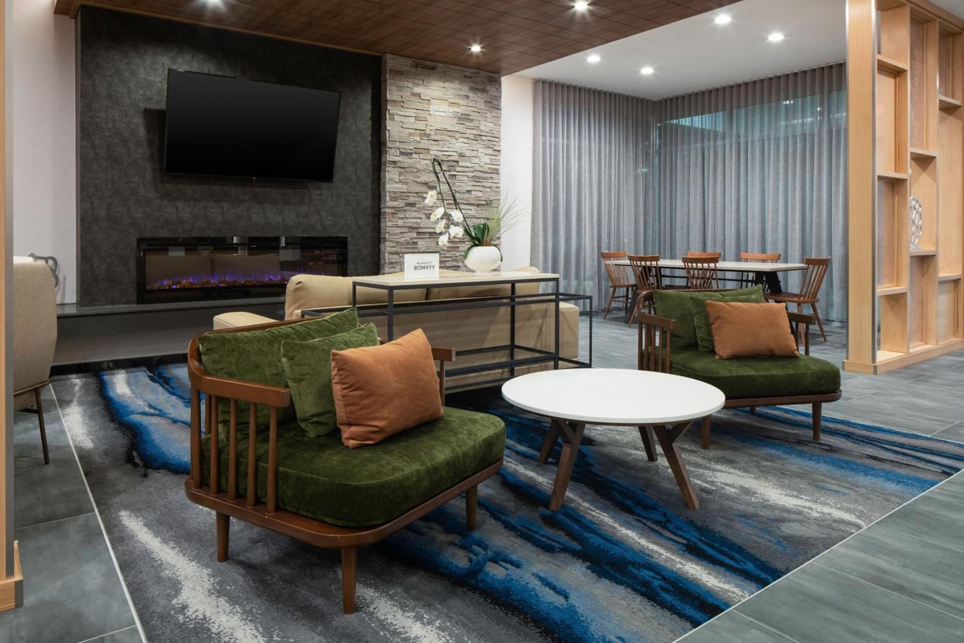 Fairfield by Marriott Inn & Suites Dallas McKinney interior in McKinney, TX — gallery photo 2