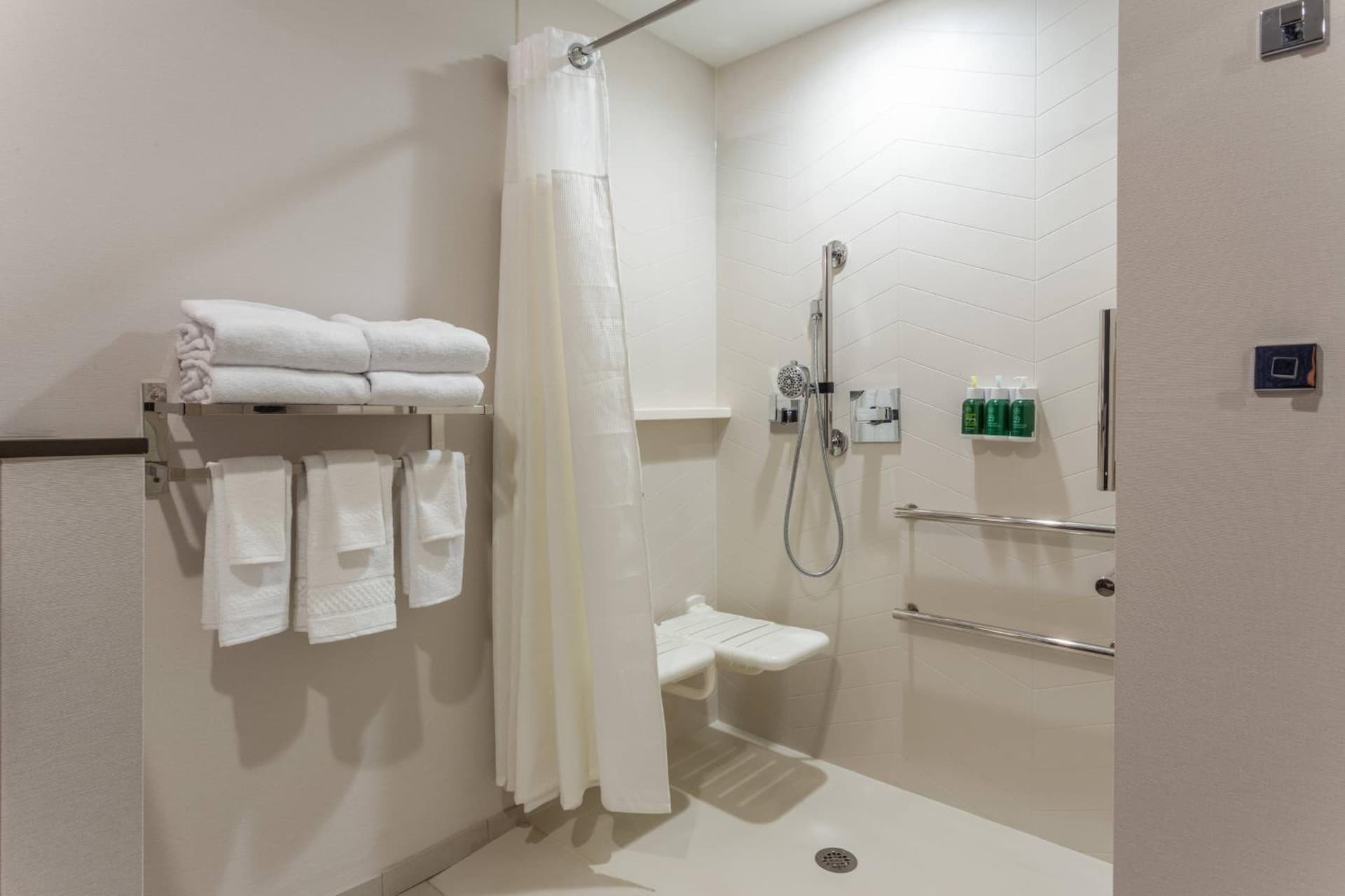 Fairfield Inn & Suites Franklin gallery photo in Franklin, IN — image 4