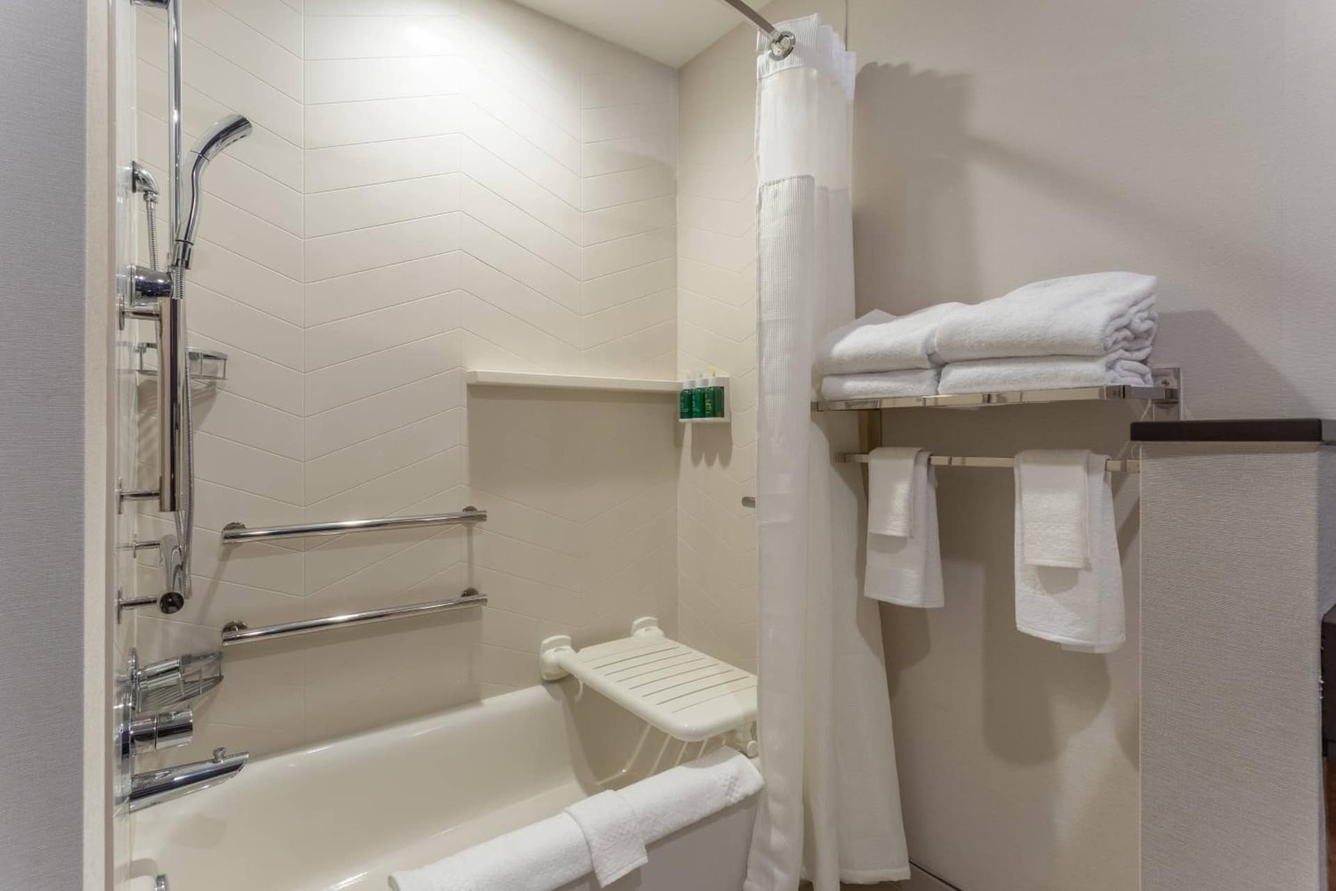 Fairfield Inn & Suites Franklin gallery photo in Franklin, IN — image 19