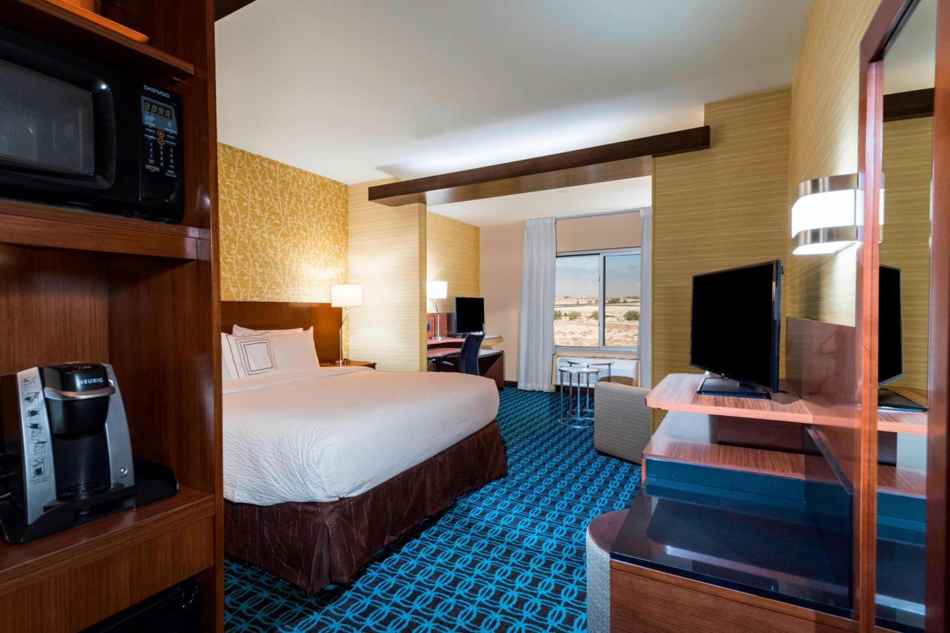 Fairfield by Marriott Inn & Suites Palm Desert Coachella Valley gallery photo in Palm Desert, CA — image 16