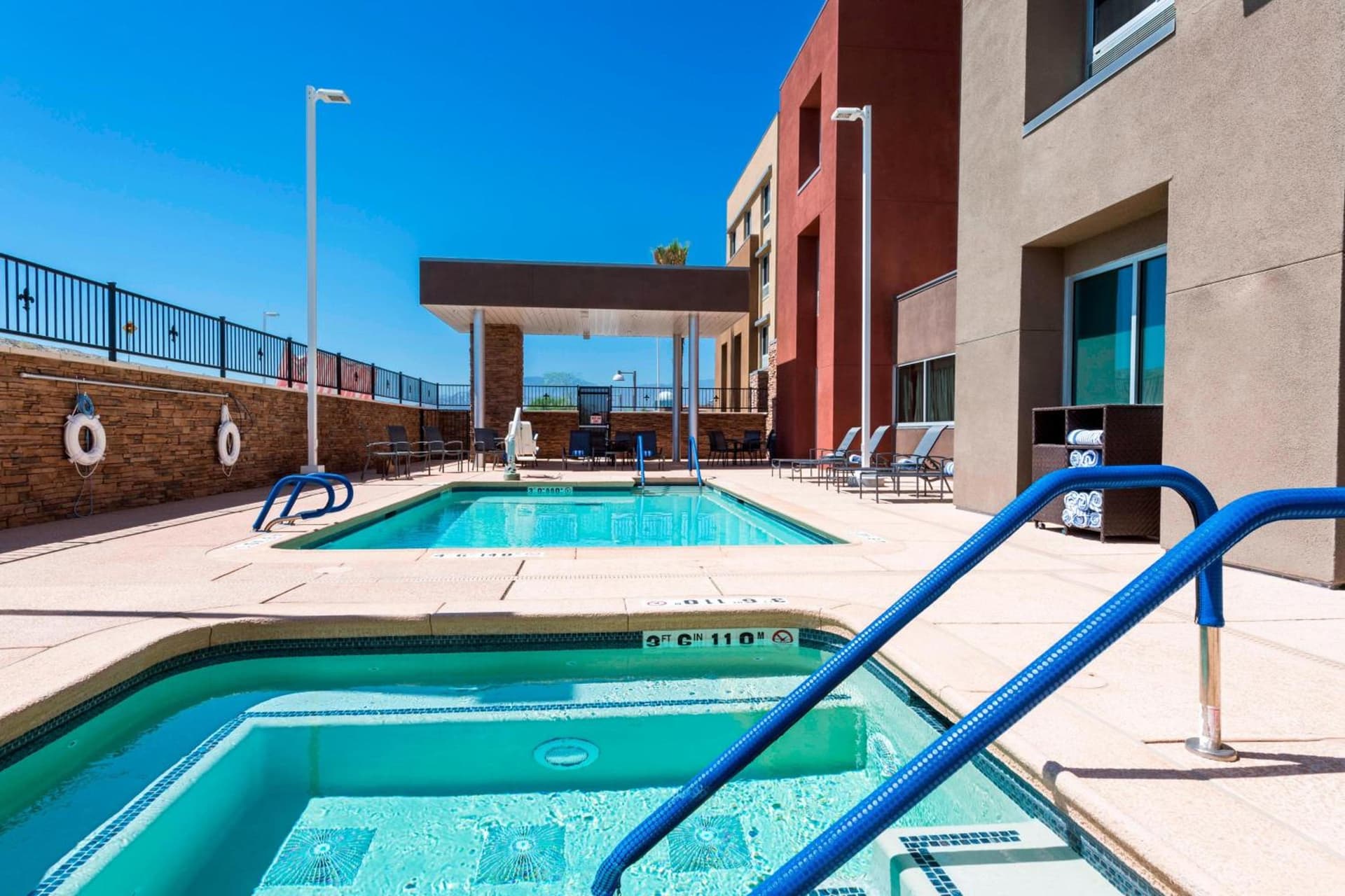 Fairfield by Marriott Inn & Suites Palm Desert Coachella Valley gallery photo in Palm Desert, CA — image 24