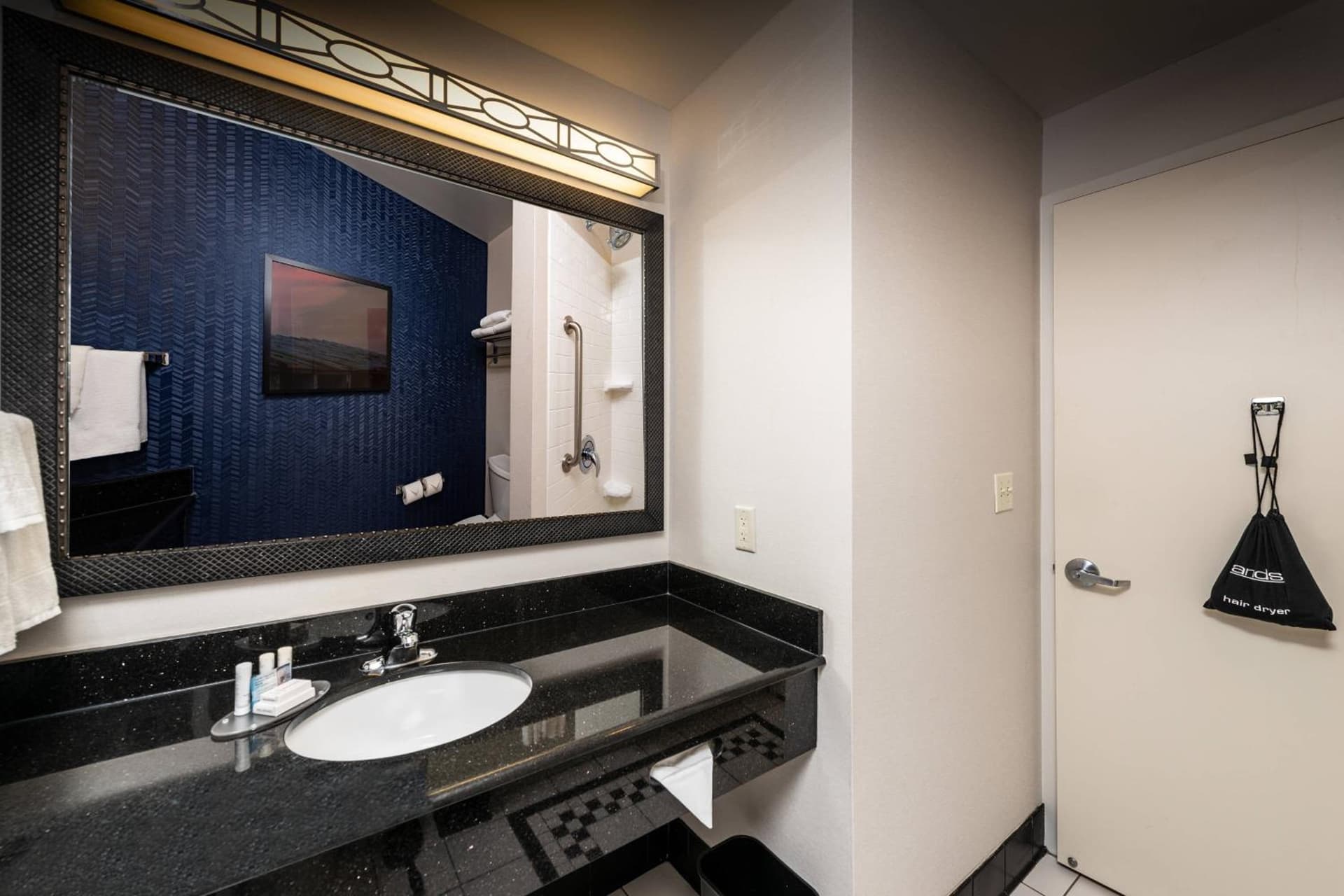 Fairfield Inn and Suites by Marriott New Bedford gallery photo in New Bedford, MA — image 15