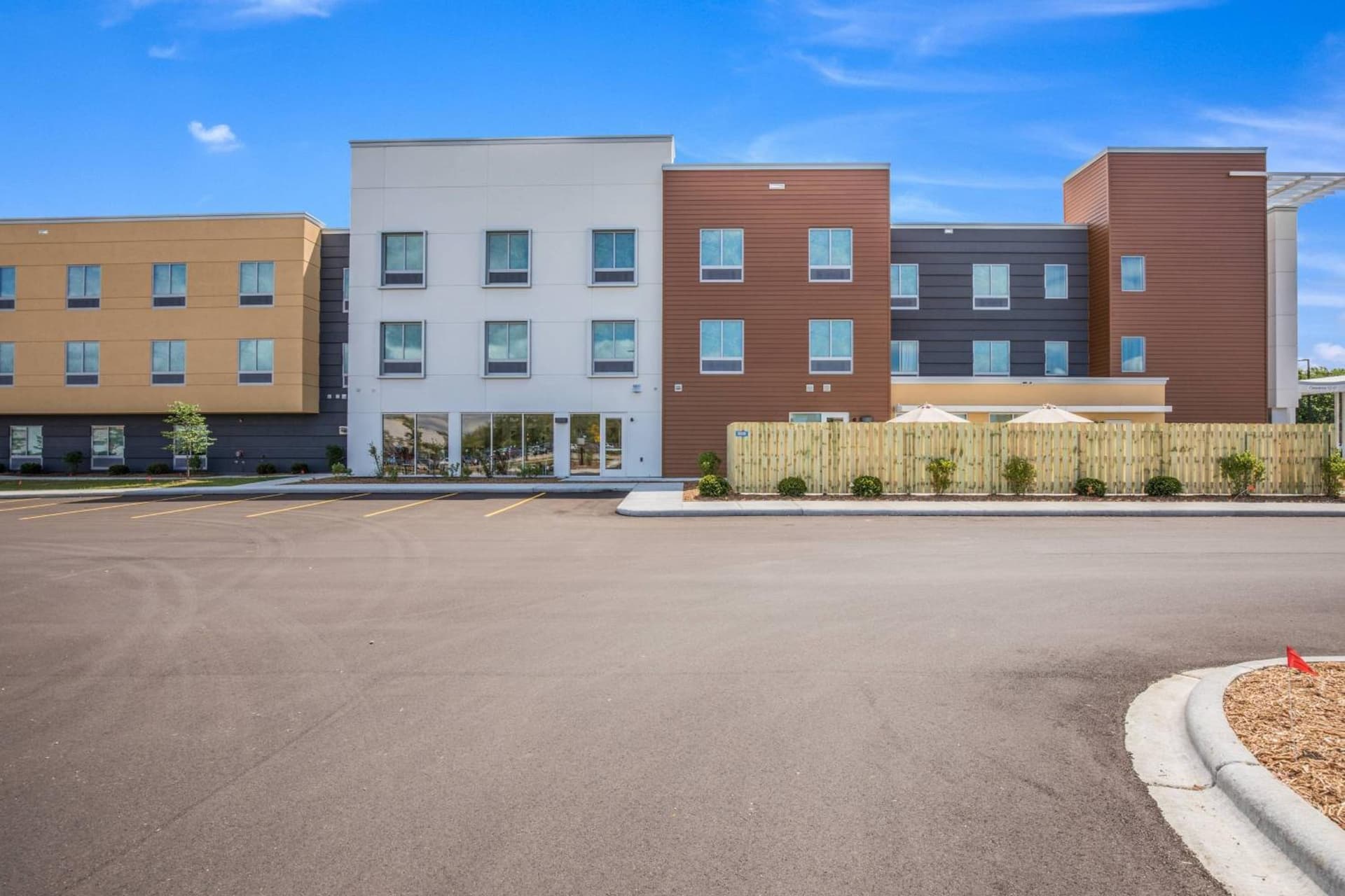 Fairfield Inn & Suites Whitewater interior in Whitewater, WI — gallery photo 2