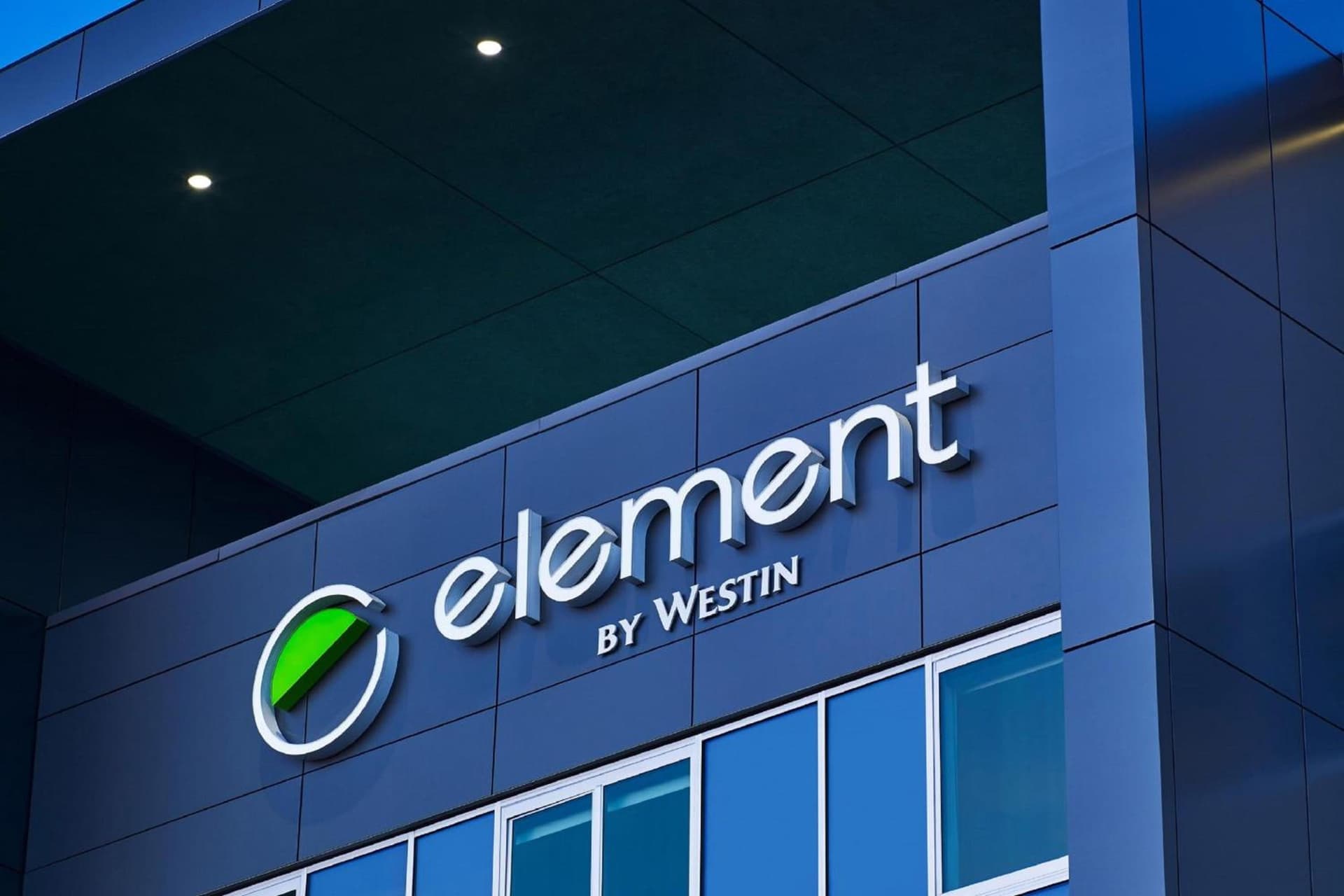 Element by Marriott Hampton Peninsula Town Center property views in Hampton, VA — gallery photo 3