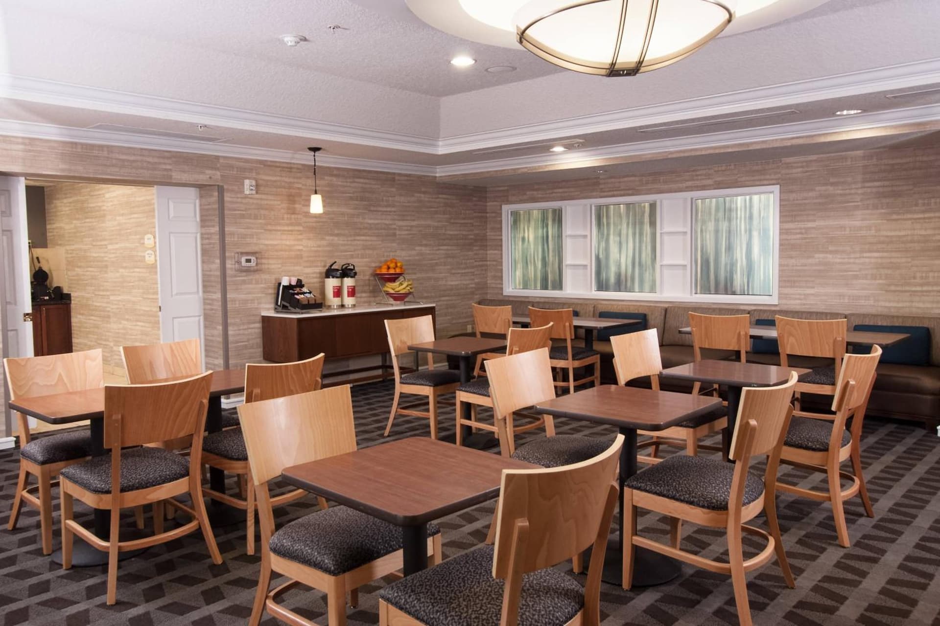 TownePlace Suites by Marriott at The Villages interior in Lady Lake, FL — gallery photo 2