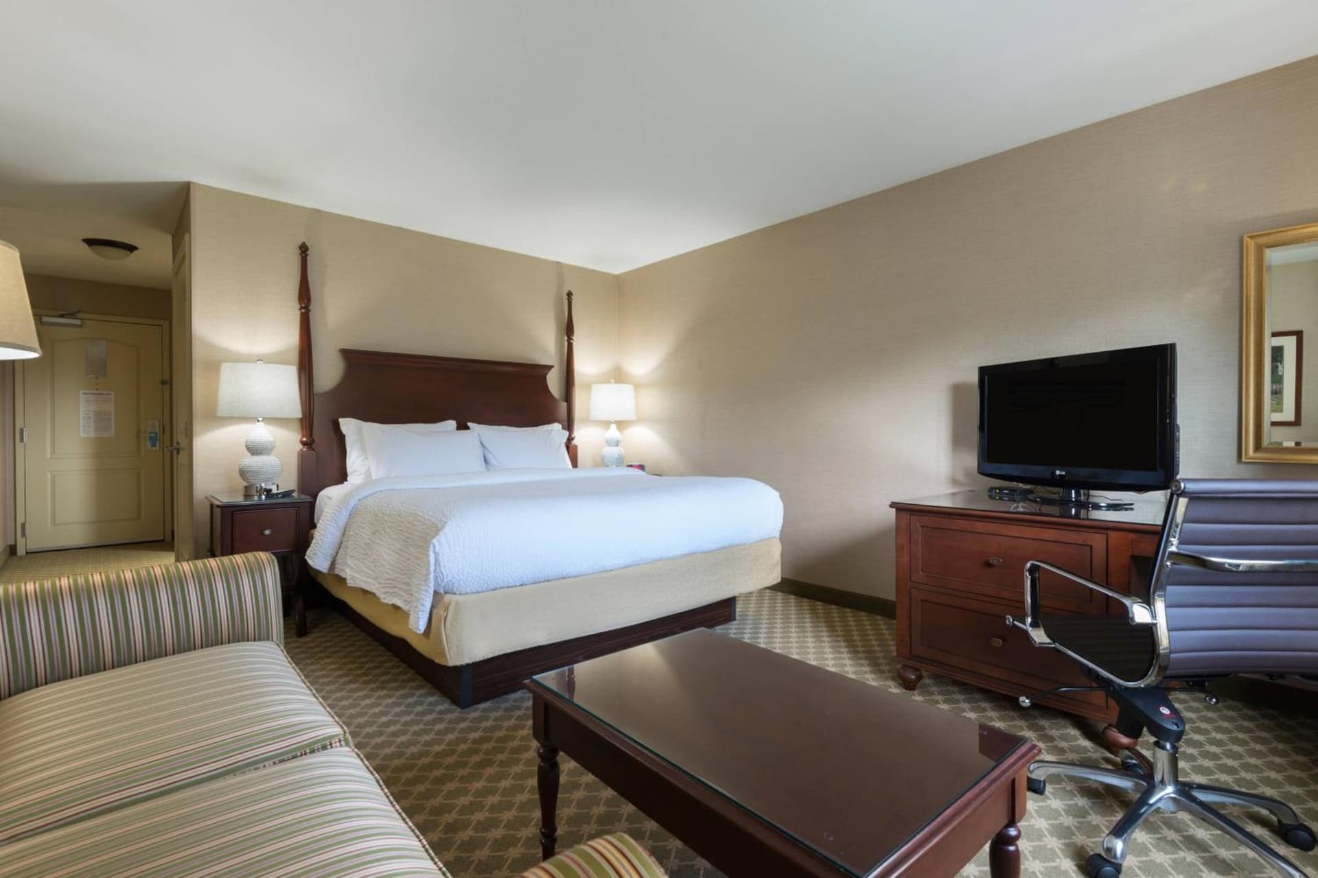 Fairfield Inn by Marriott Boston Sudbury property views in Sudbury — gallery photo 3