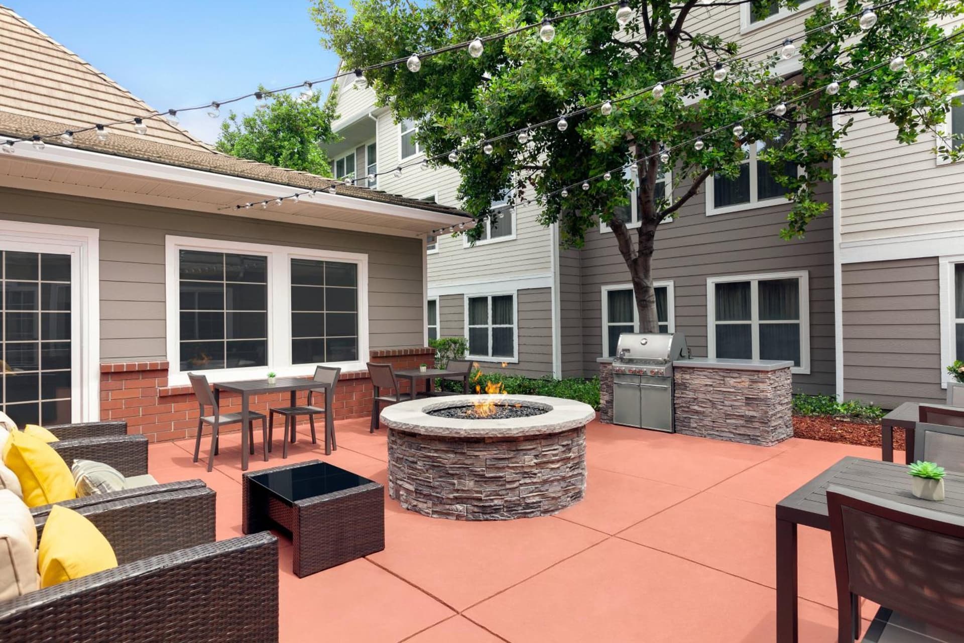 Residence Inn By Marriott Vacaville gallery photo in Vacaville, CA — image 10