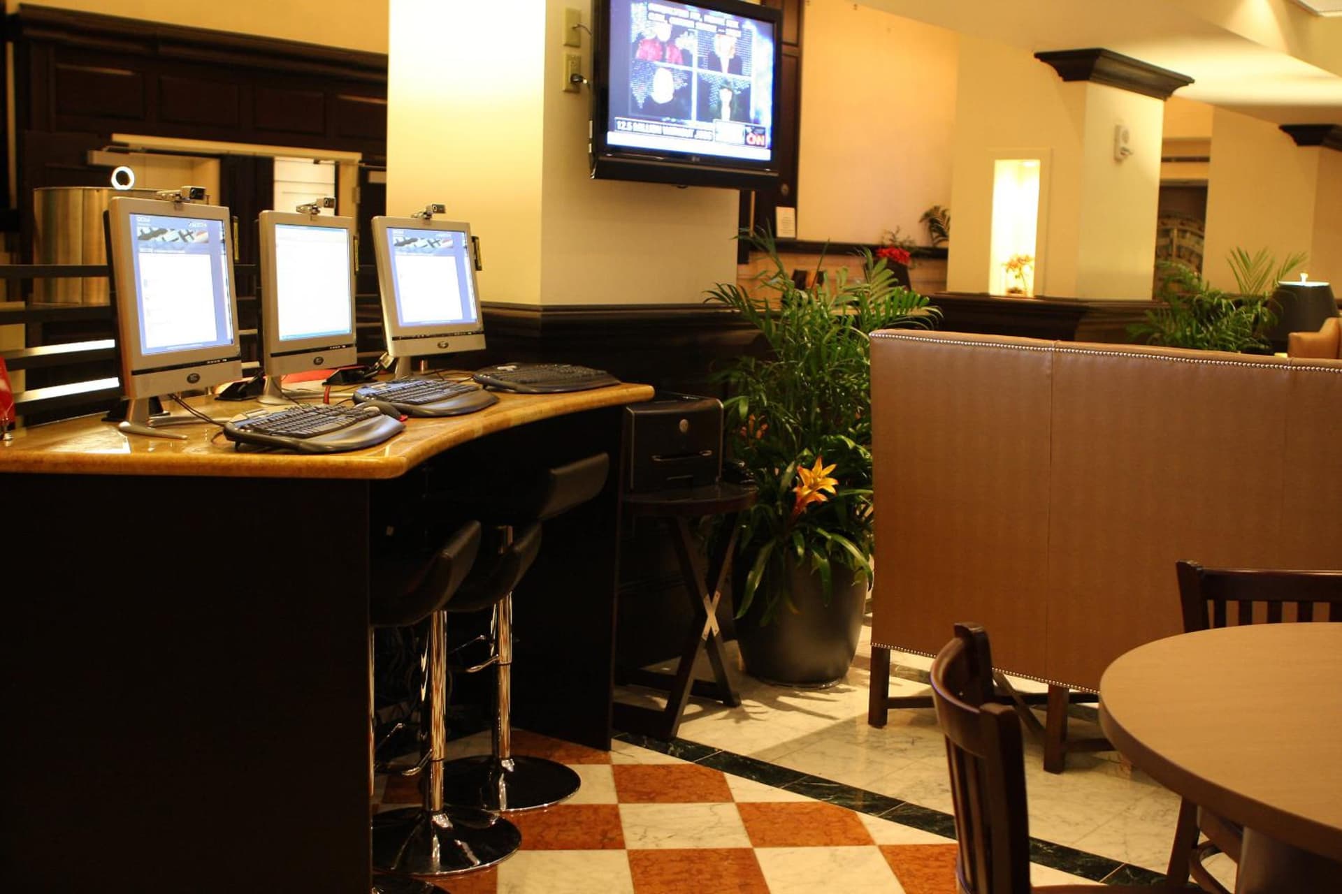 Sheraton Columbia Downtown Hotel interior in Columbia, SC — gallery photo 2