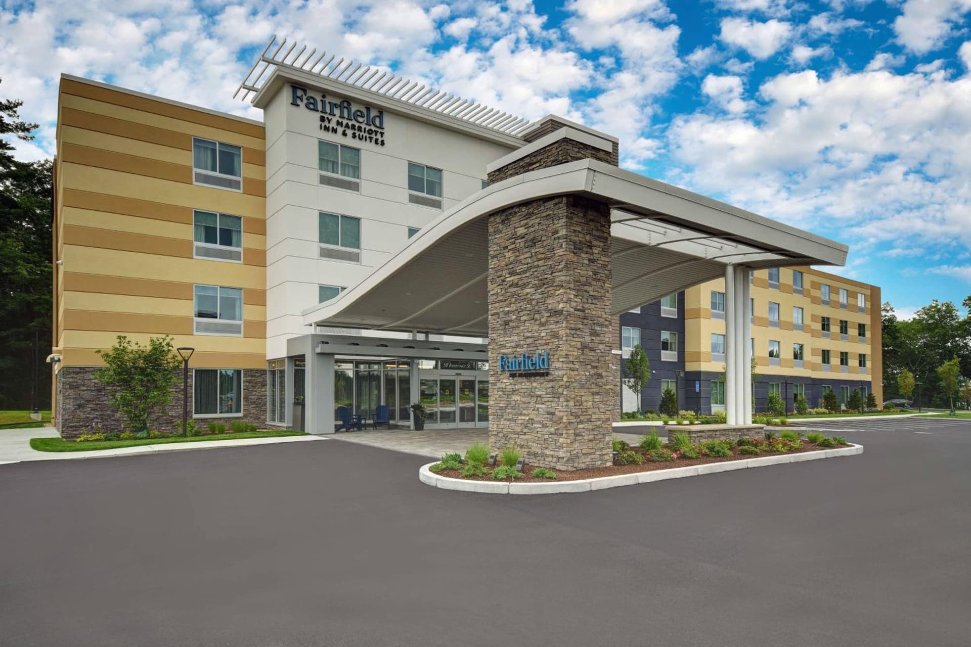 Fairfield by Marriott Inn & Suites Mansfield property views in Mansfield, MA — gallery photo 3