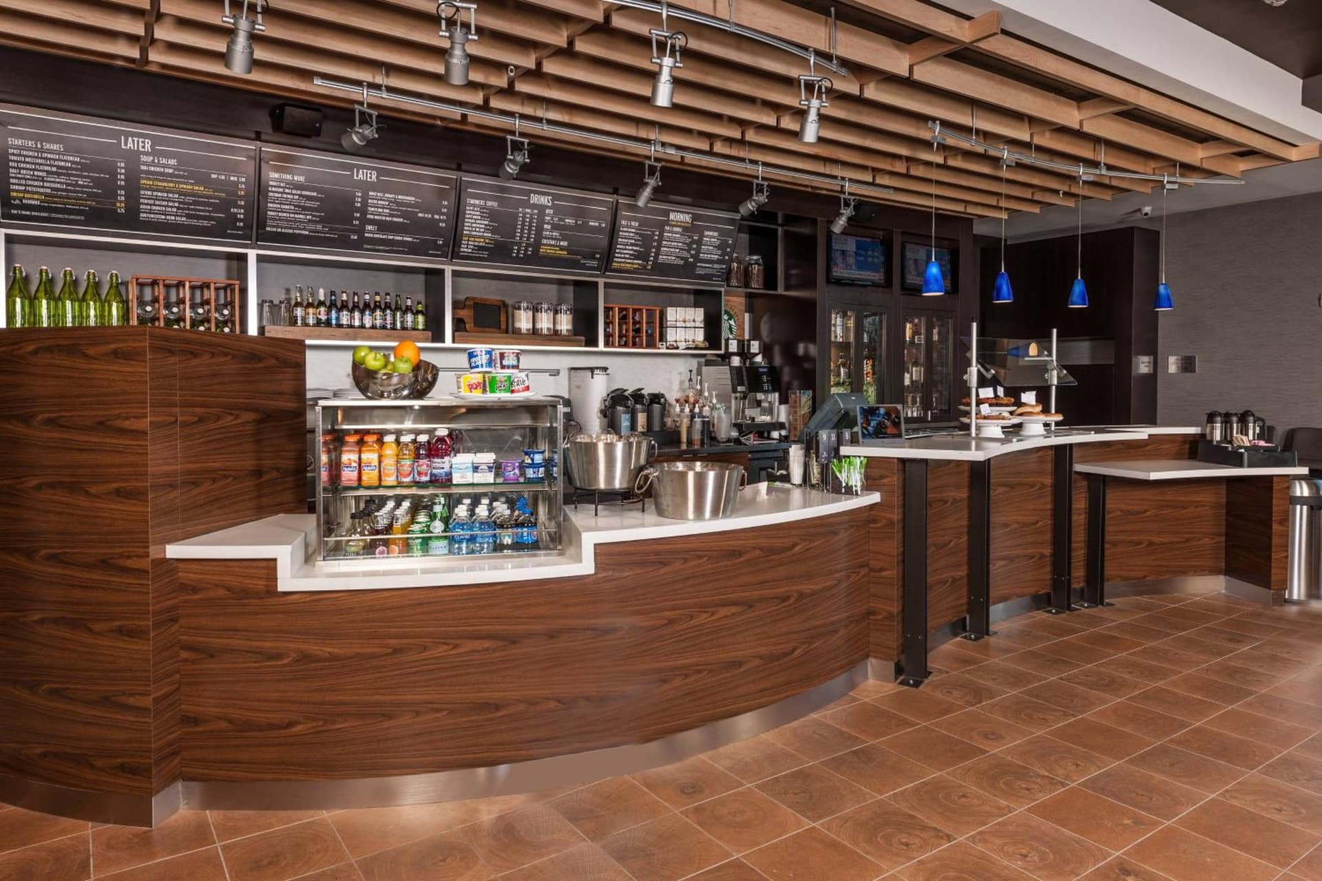 Courtyard by Marriott Boston Littleton interior in Littleton, MA — gallery photo 2